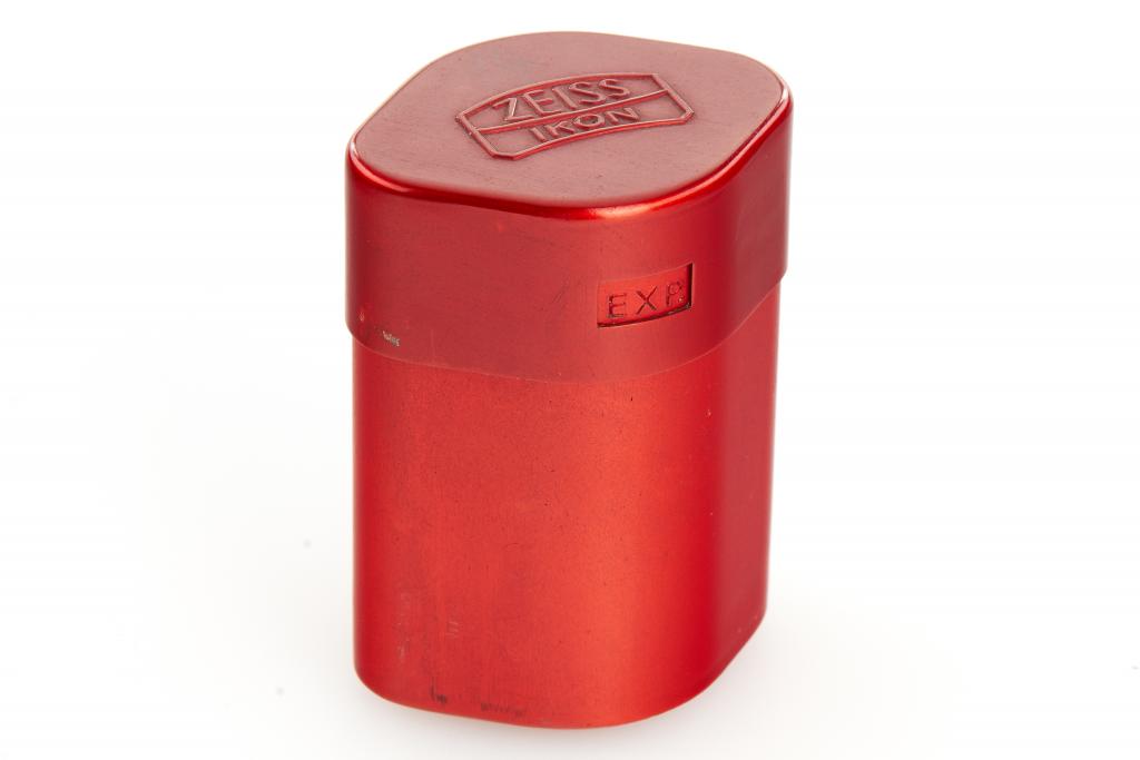 Zeiss Ikon 540/1 Film Spool red Zeiss Ikon 540/1 Film Spool red