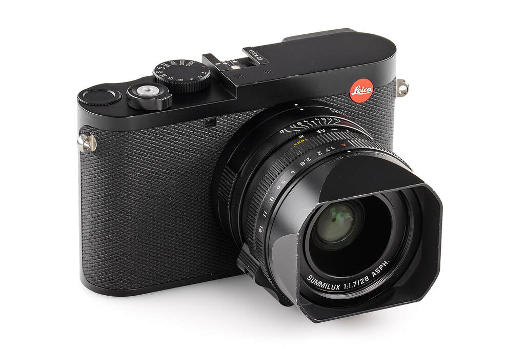Leica Q3 19080 - with one year guarantee