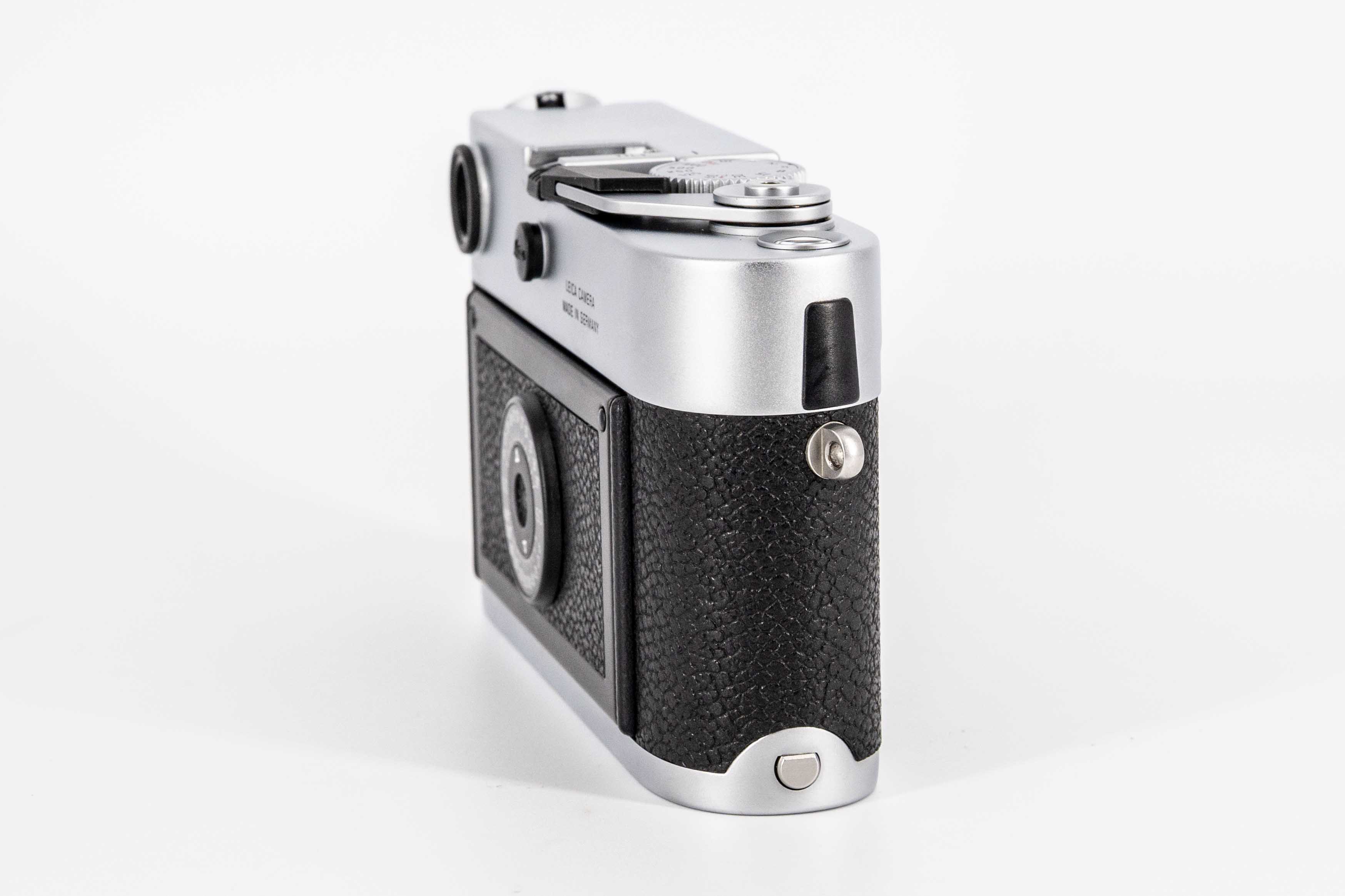 M6 TTL 0.72, silver chrome-plated