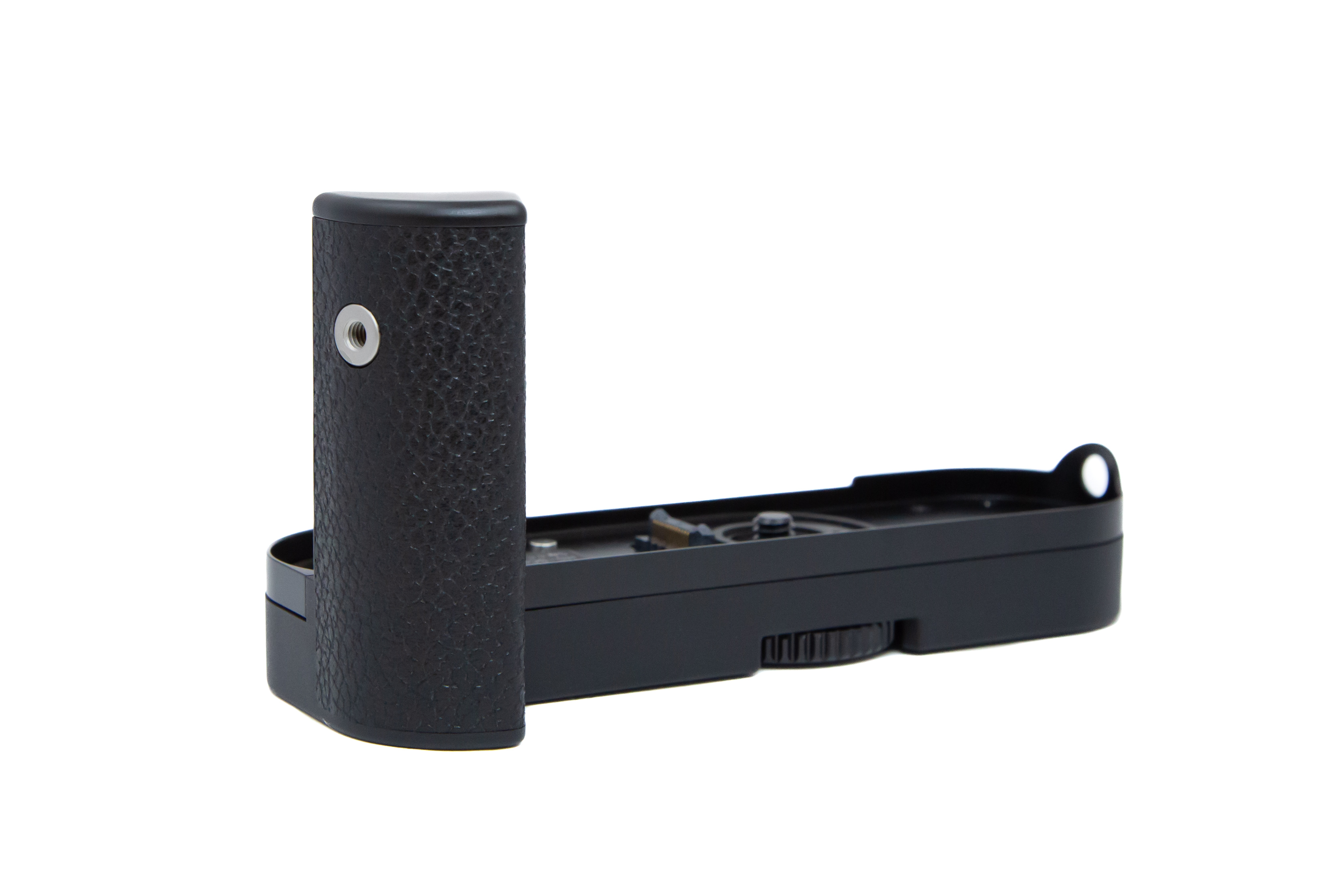 Multifunctional handle M