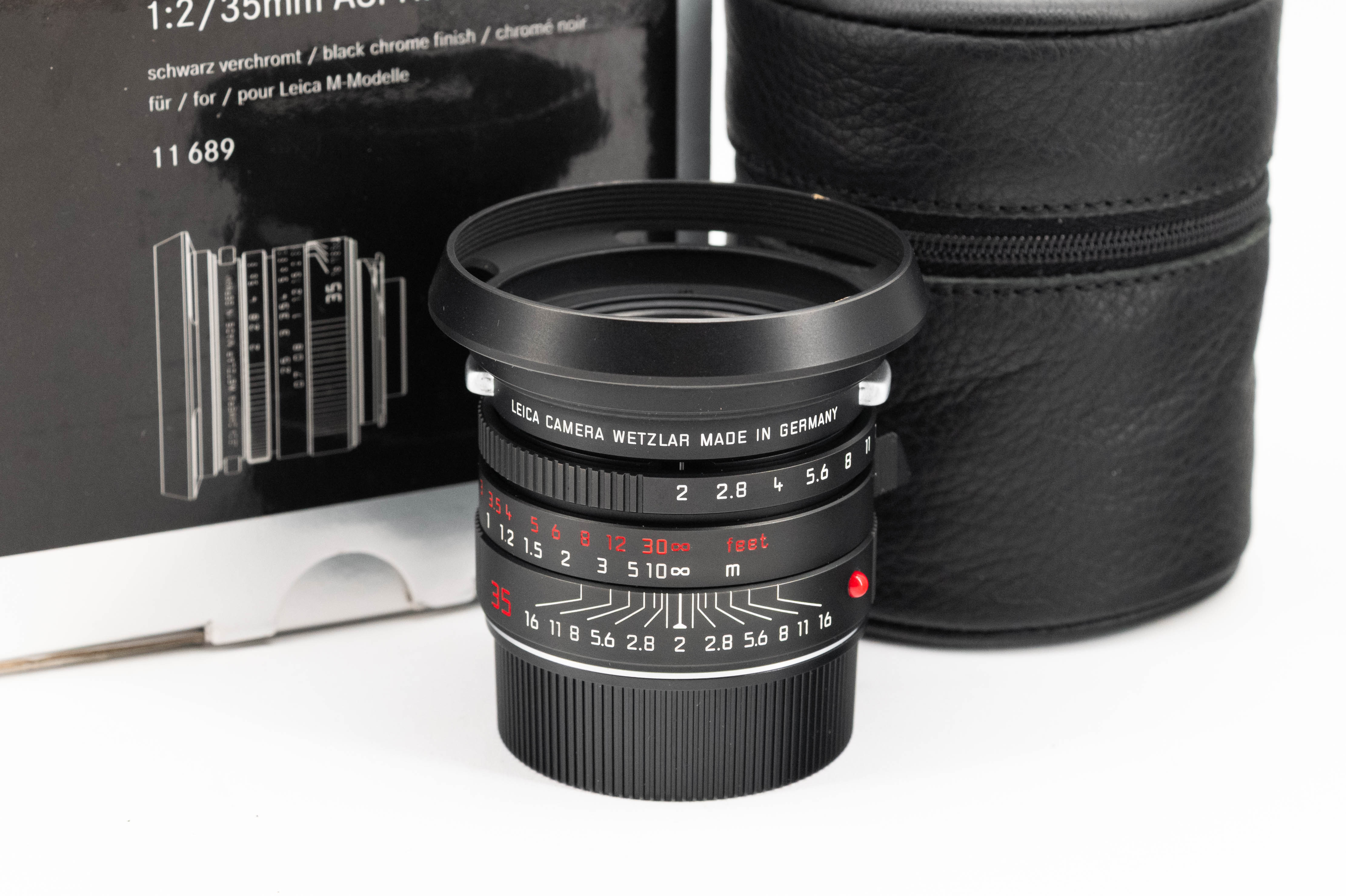 Leica Summicron-M 35mm f/2 ASPH Black Chrome 11689 Leica Summicron-M 35mm f/2 ASPH Black Chrome 11689