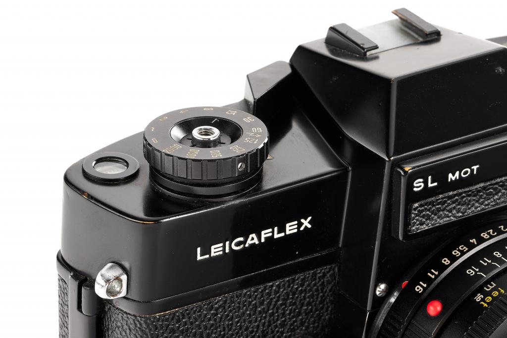 Leicaflex SL MOT Black Paint Outfit