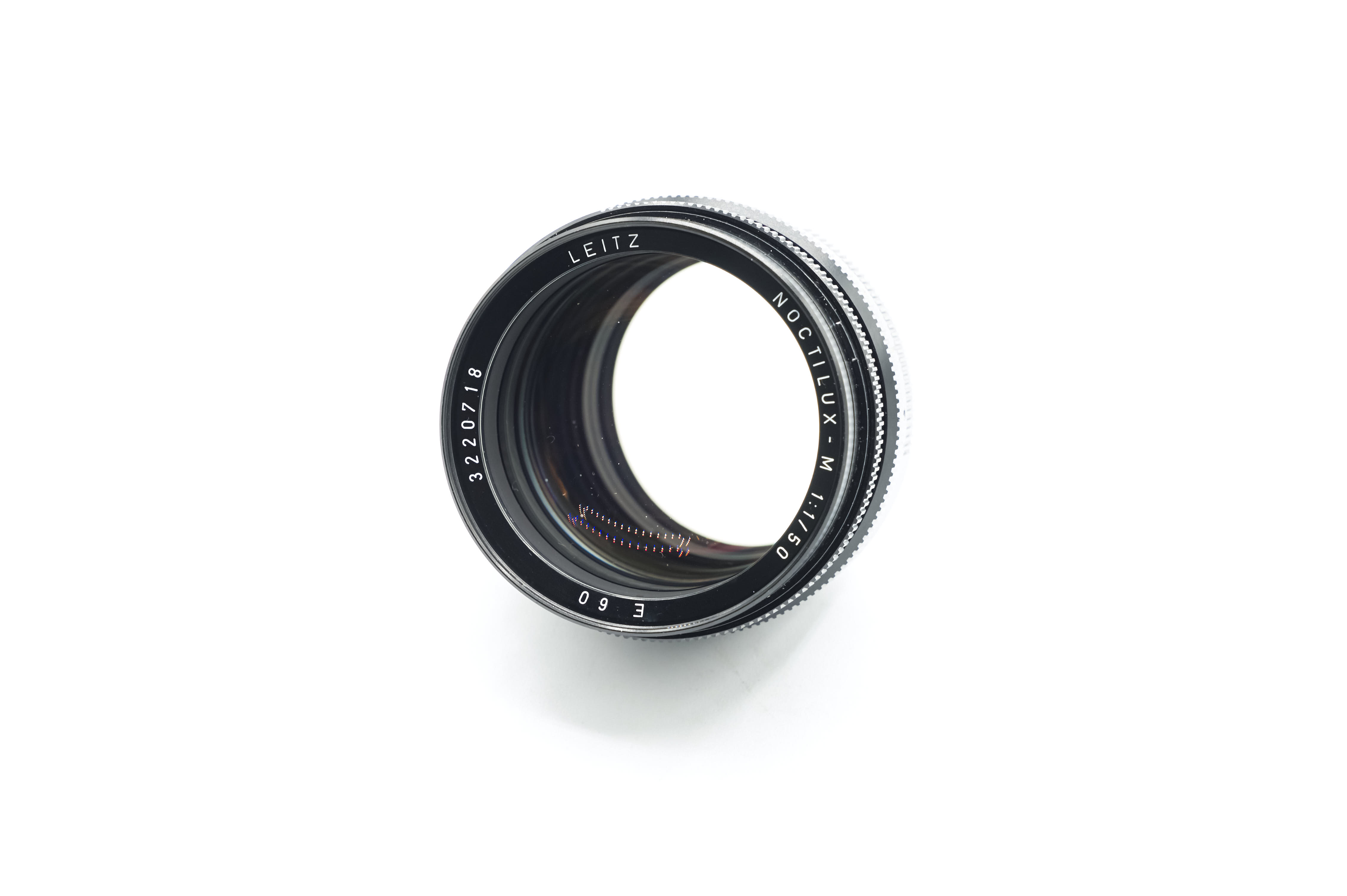 Noctilux-M 50mm f/1 - 11822 Noctilux-M 50mm f/1 - 11822