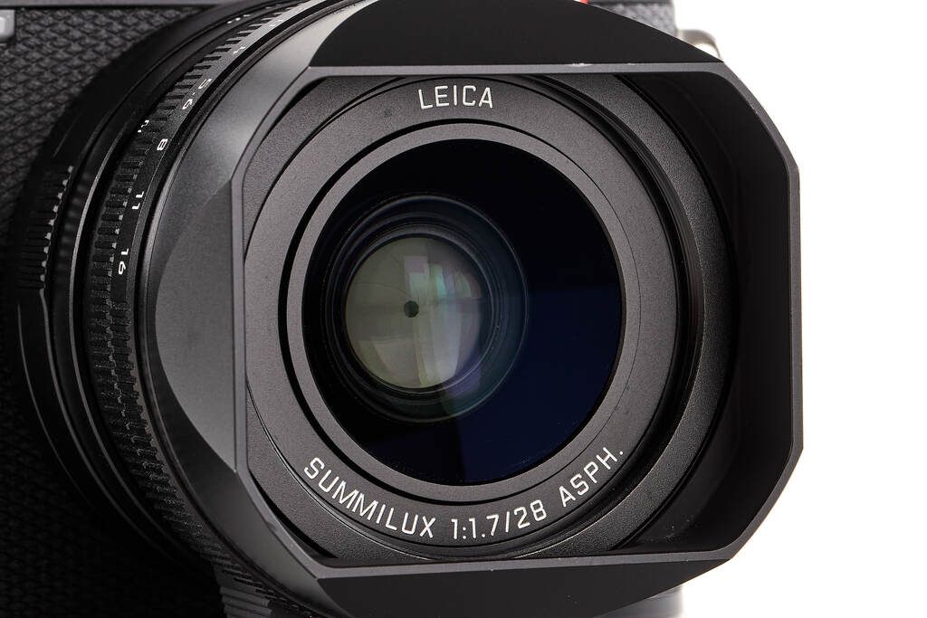 Leica Q3 19081 - with 2 years guarantee Leica Q3 19081 - with 2 years guarantee