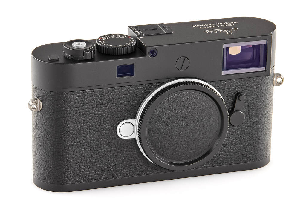 Leica M11-D 20221 black - like new with 2 years guarantee