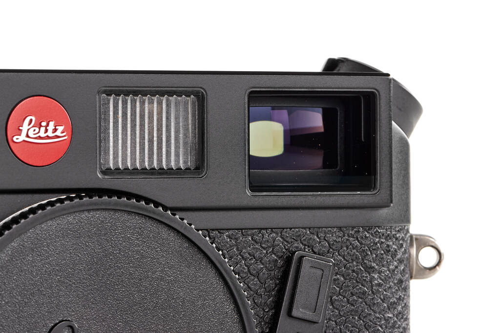 Leica M6 reissued 10557 - like new with 2 year guarantee
