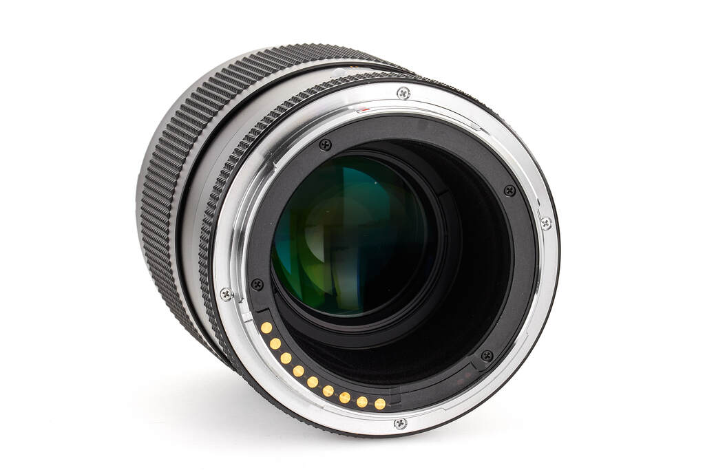 Zeiss f. Contax 645 140/2,8 Sonnar T* Zeiss f. Contax 645 140/2,8 Sonnar T*