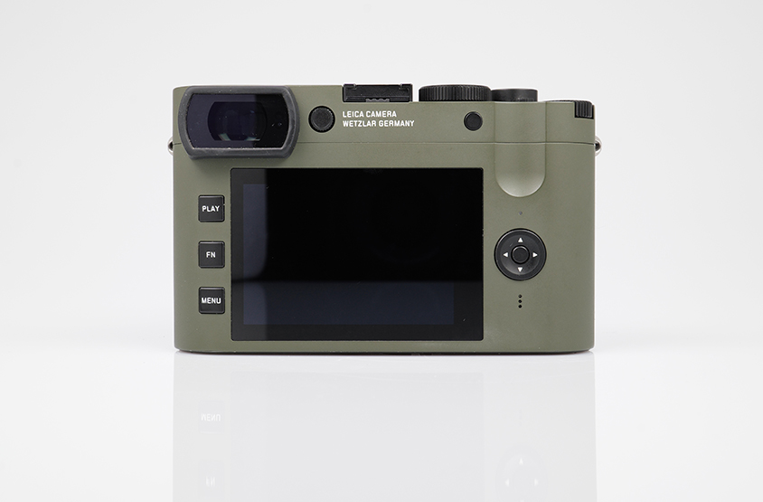 Leica Q2 "Reporter"