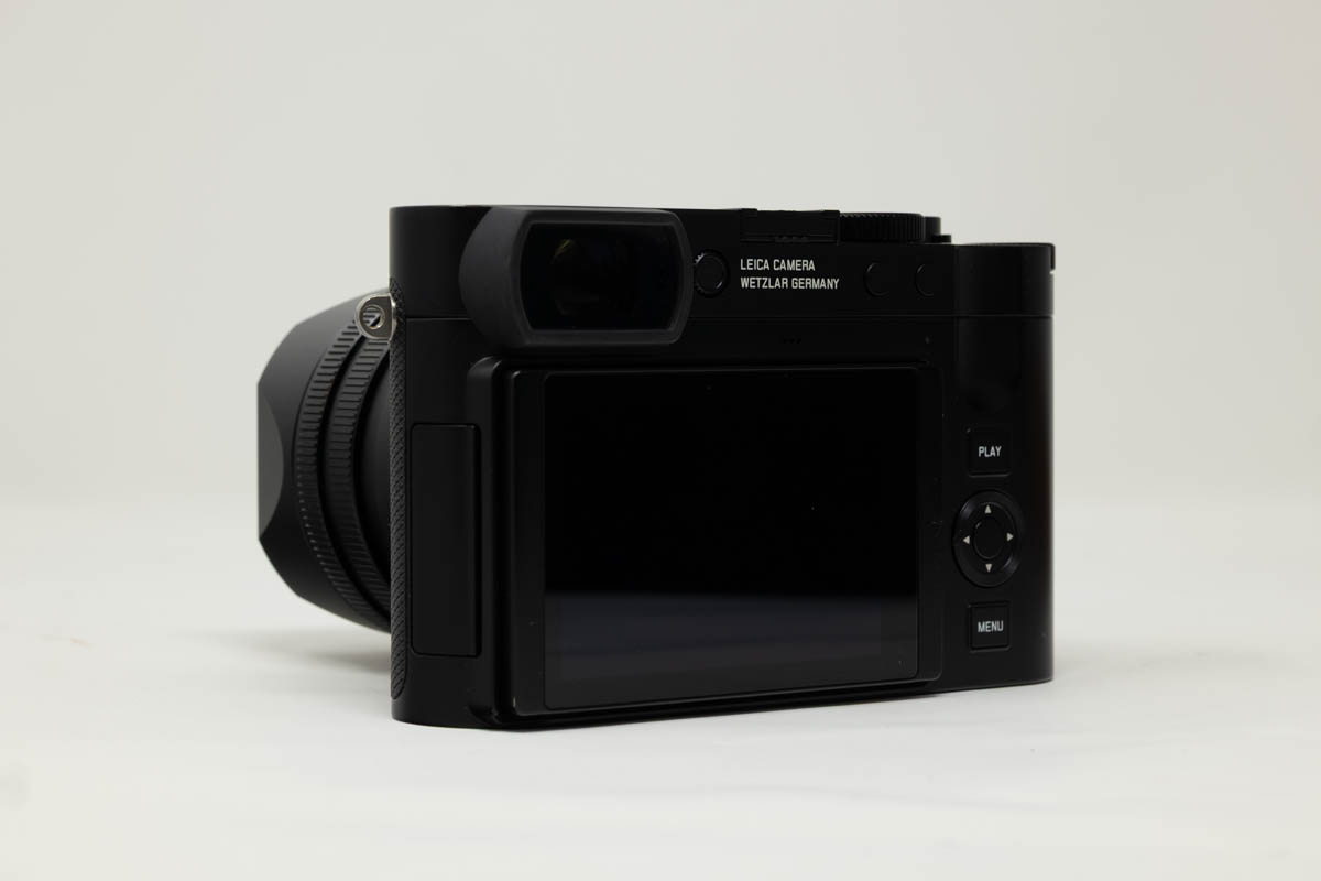 Leica Q3, schwarz lackiert (Version EU/US/CN)