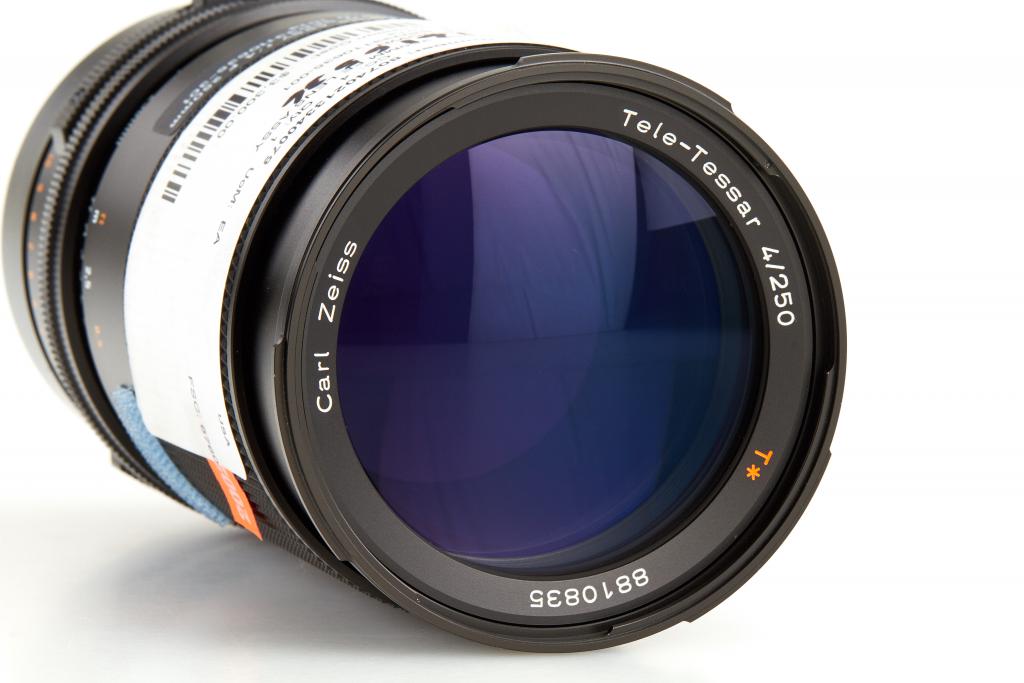 Carl Zeiss f. Hasselblad Tele-Tessar 4/250mm F T* NASA Carl Zeiss f. Hasselblad Tele-Tessar 4/250mm F T* NASA