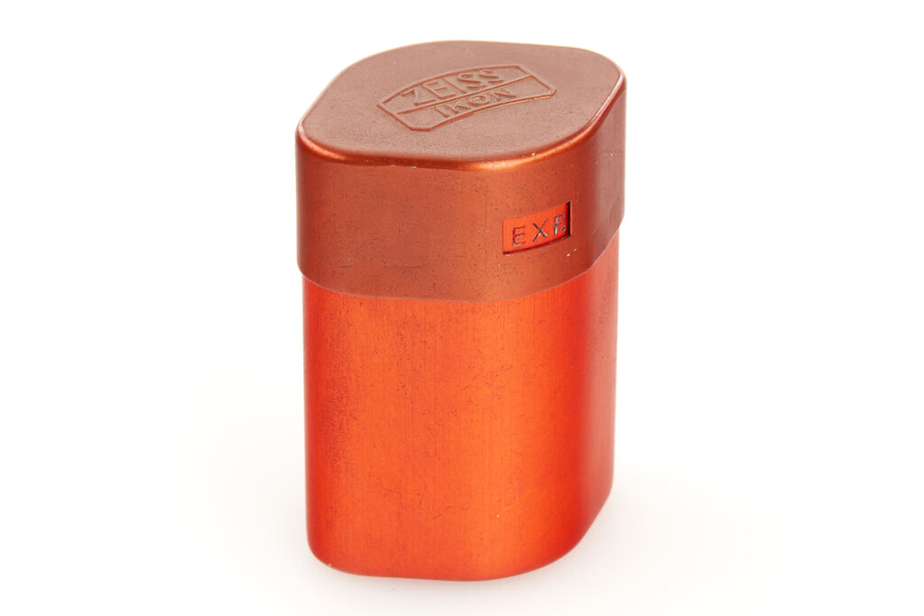 Zeiss Ikon 540/1 Film Spool red Zeiss Ikon 540/1 Film Spool red