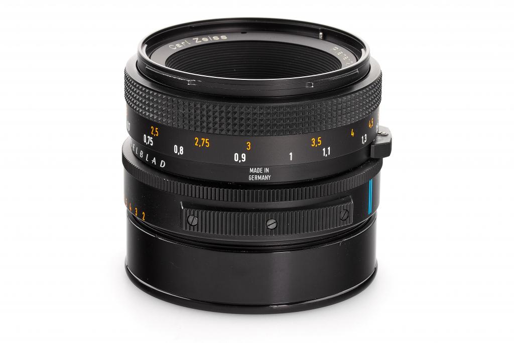 Carl Zeiss f. Hasselblad F 80/2,8 Planar TTC T*  Carl Zeiss f. Hasselblad F 80/2,8 Planar TTC T*