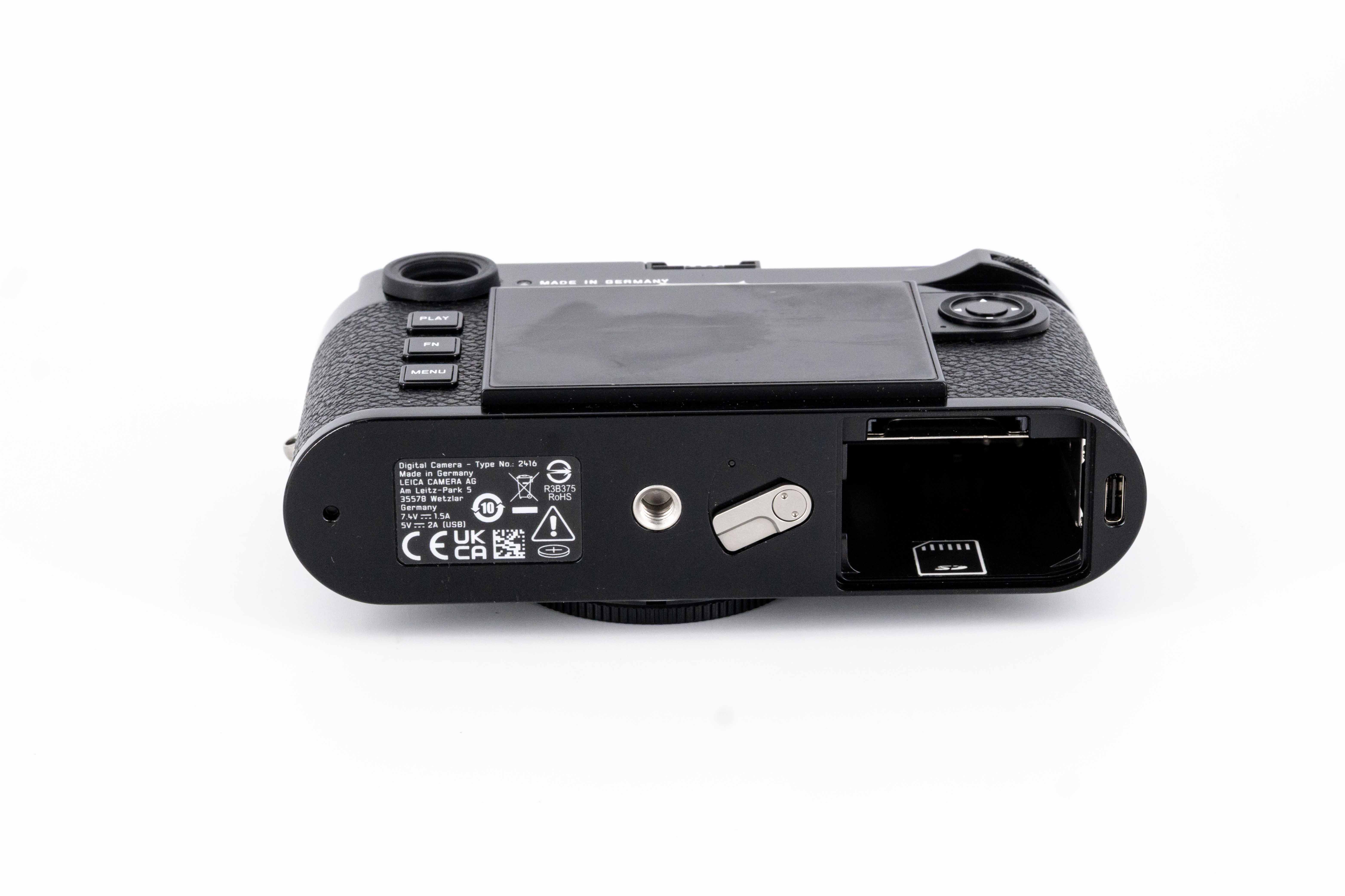 Leica M11 Glossy Black Paint Finish - Demo