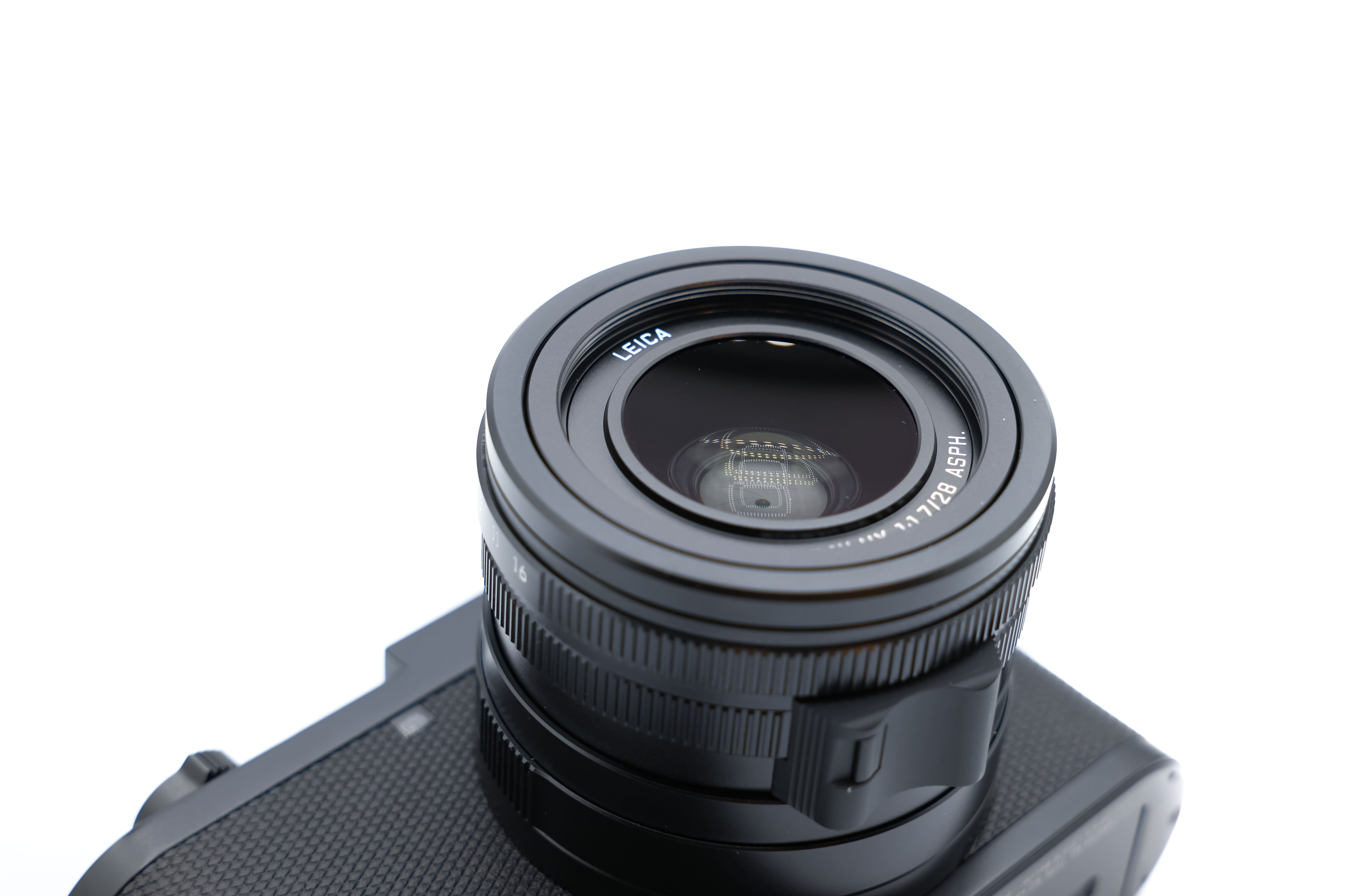 Leica Q2 Black
