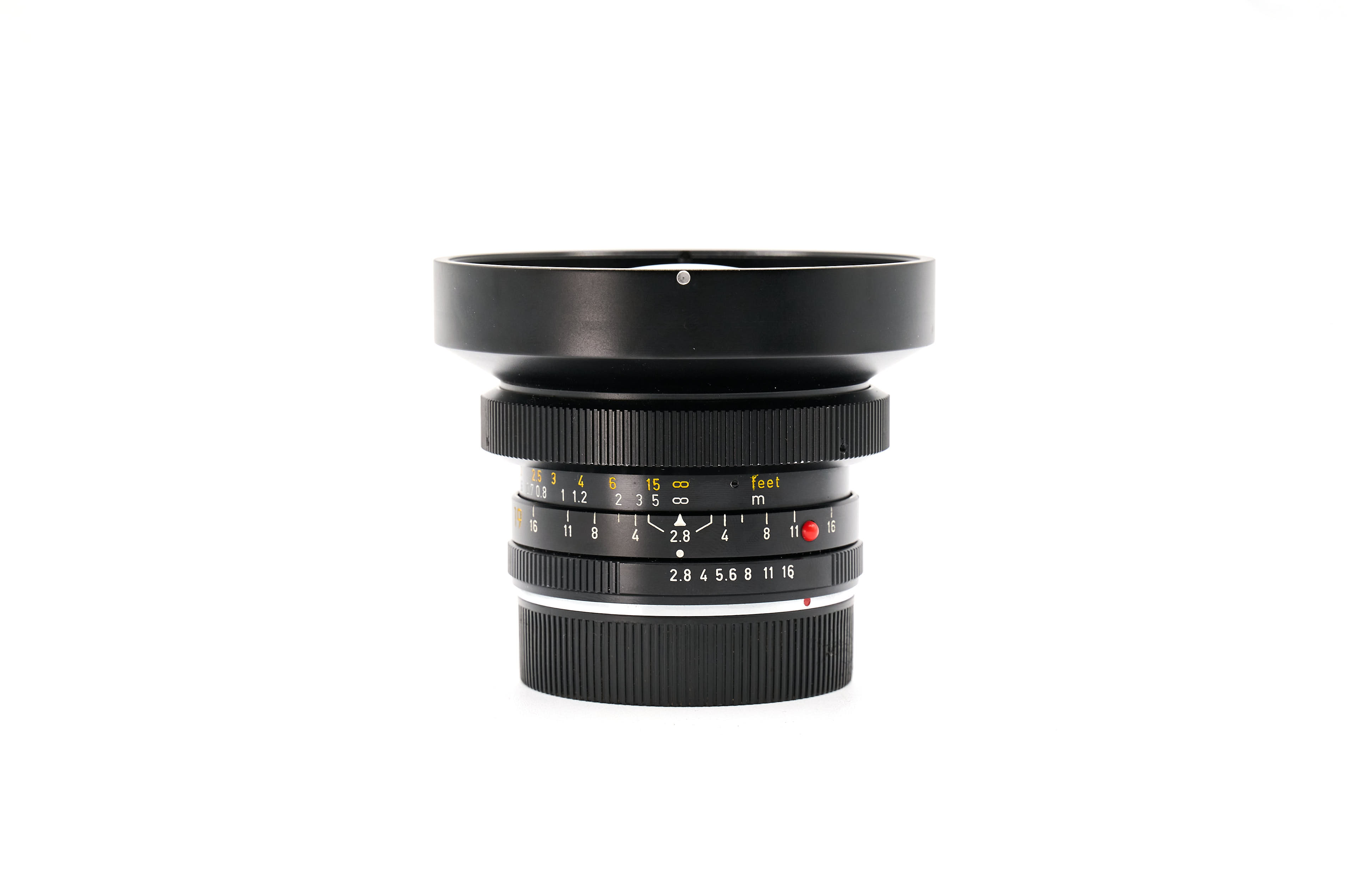 Leica Elmarit-R 19mm f/2.8 - first version 11225 Leica Elmarit-R 19mm f/2.8 - first version 11225