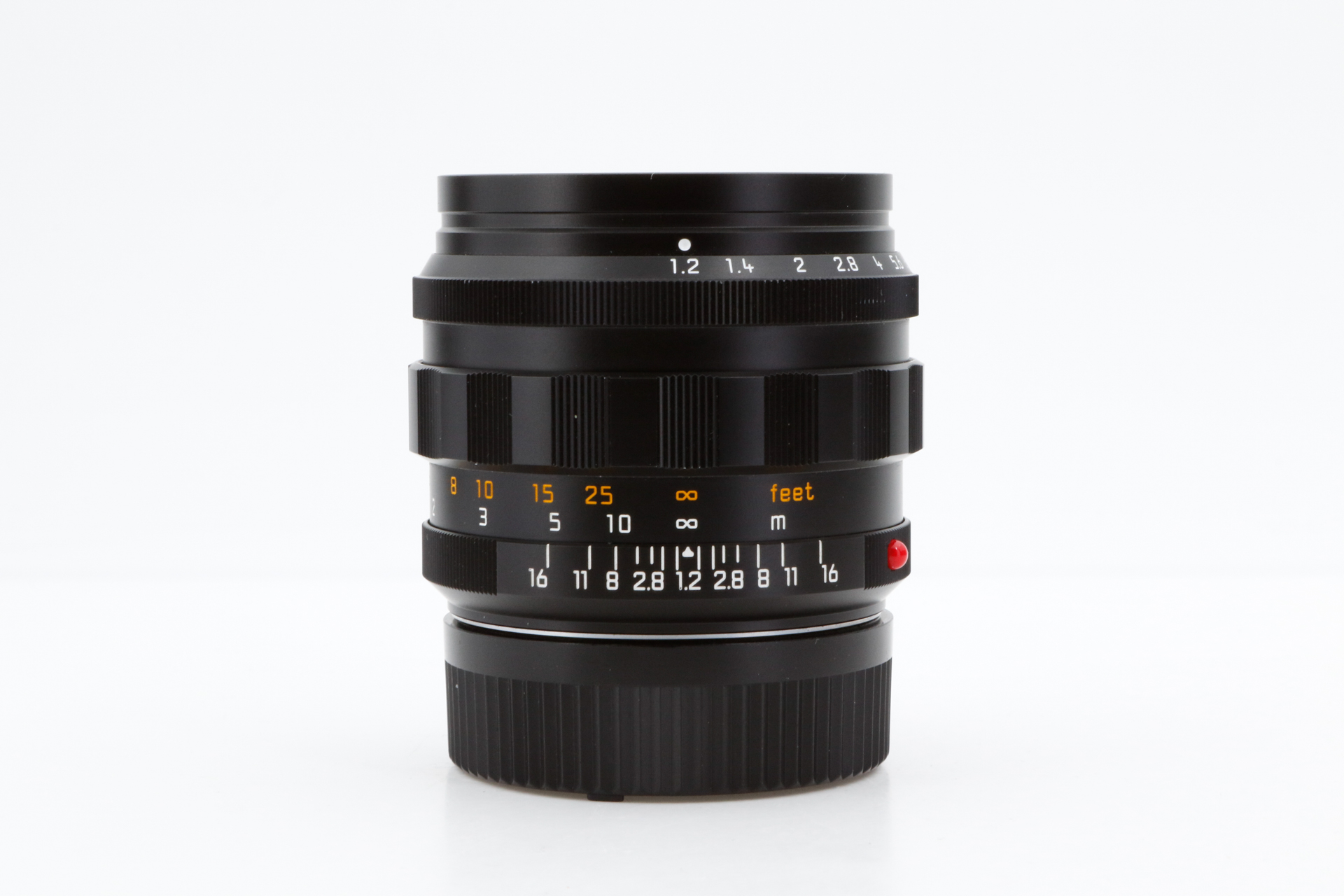 Leica NOCTILUX-M 1:1.2/50 ASPH. Leica NOCTILUX-M 1:1.2/50 ASPH.