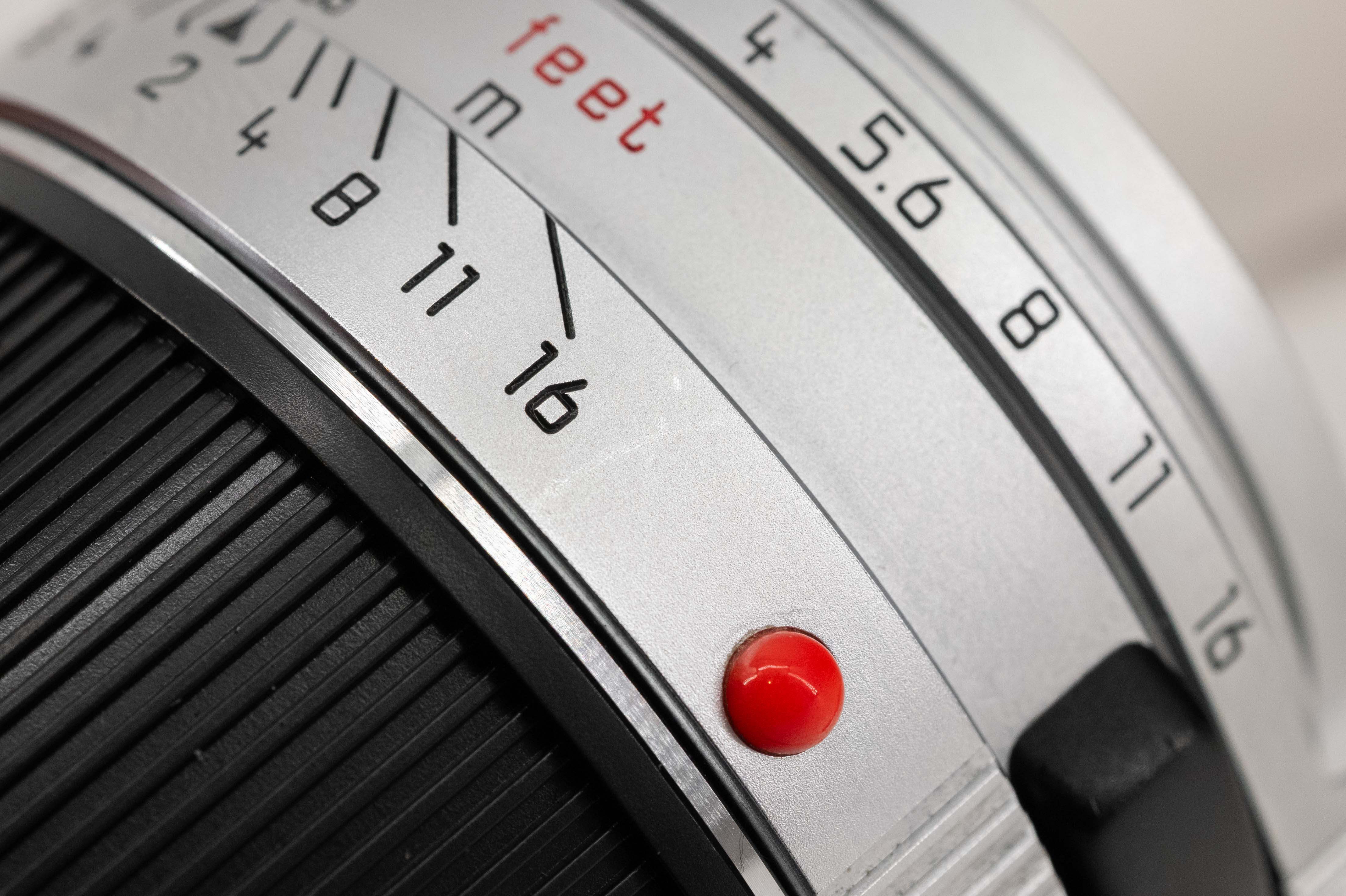 Leica Summicron-M 35mm f/2 V4 Silver Chrome 11311