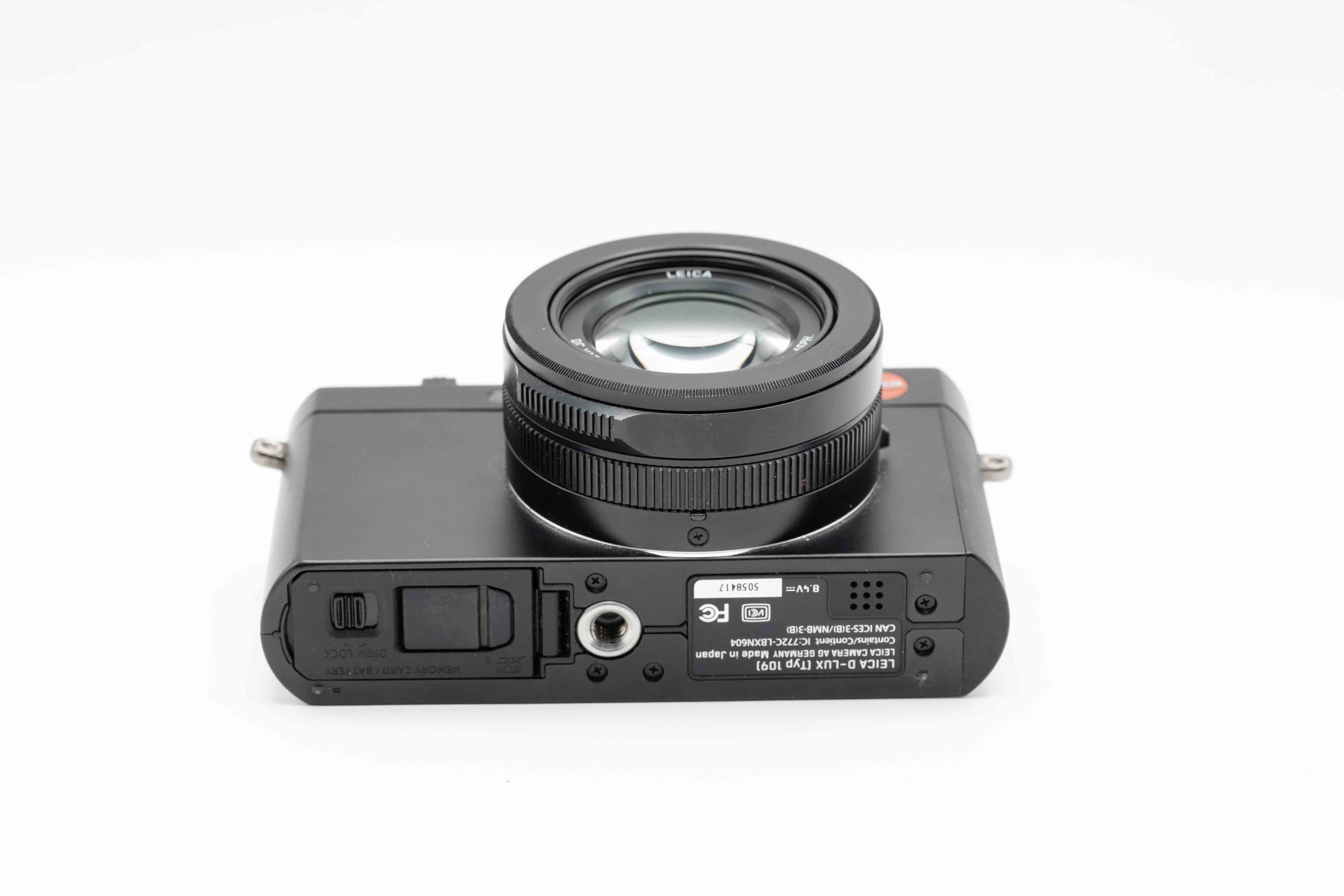 D-LUX (Typ 109) U, schwarz