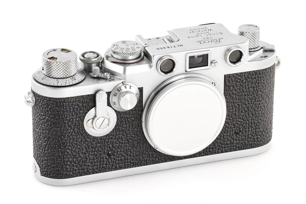 Leica IIIf Red Dial w. self-timer