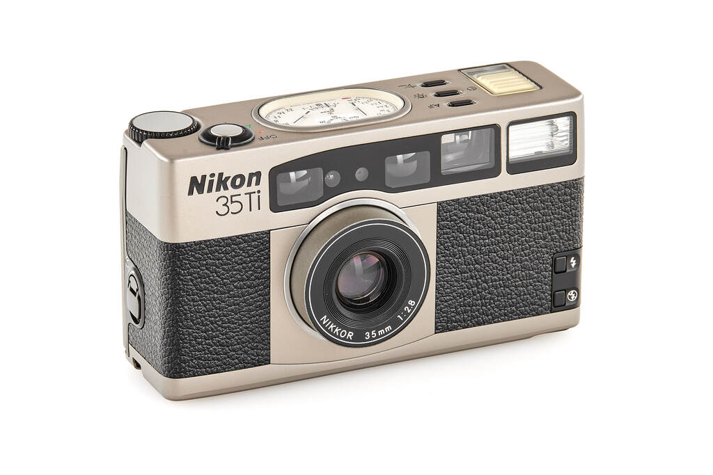 Nikon 35TI