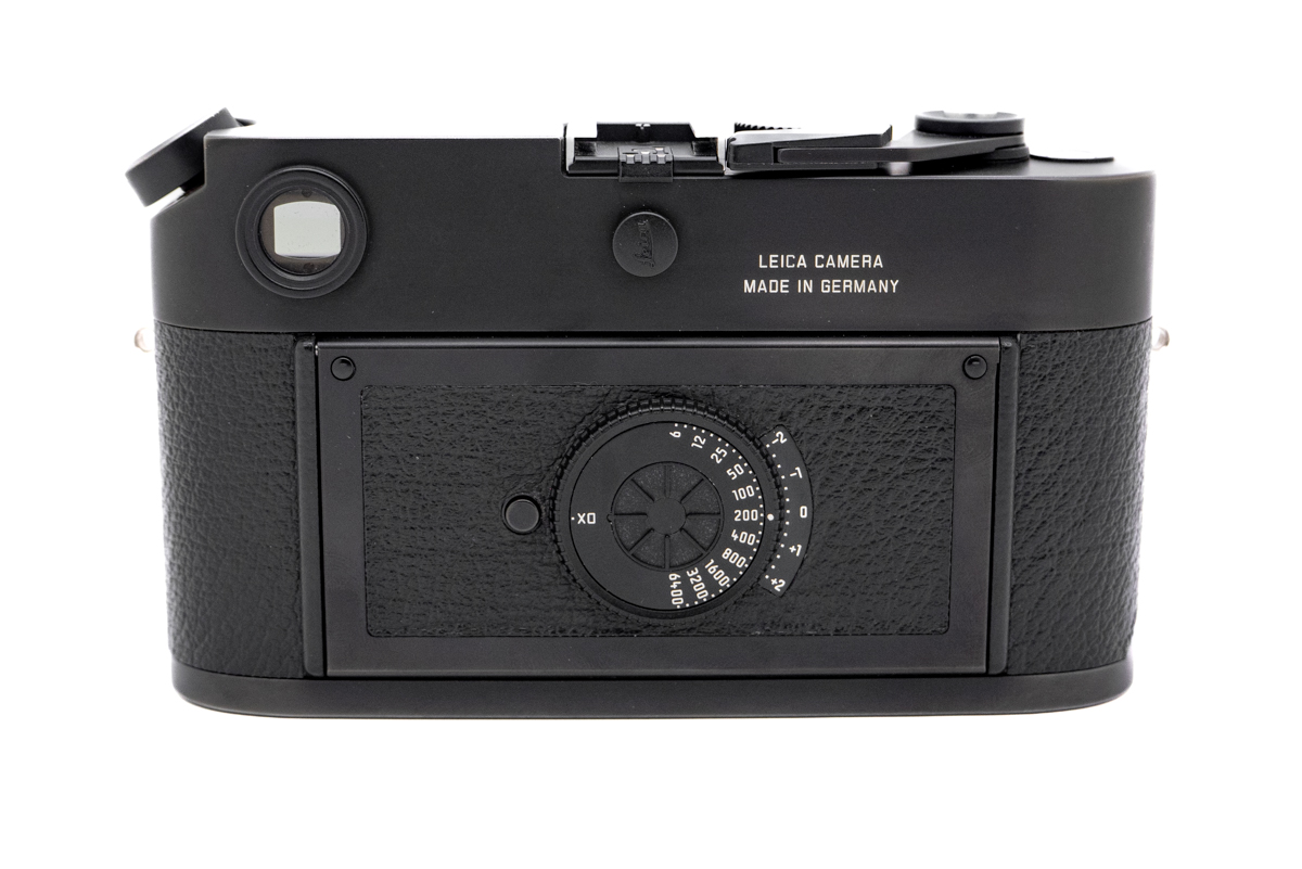 Leica M7, 0.85x, black. Leica M7, 0.85x, black.