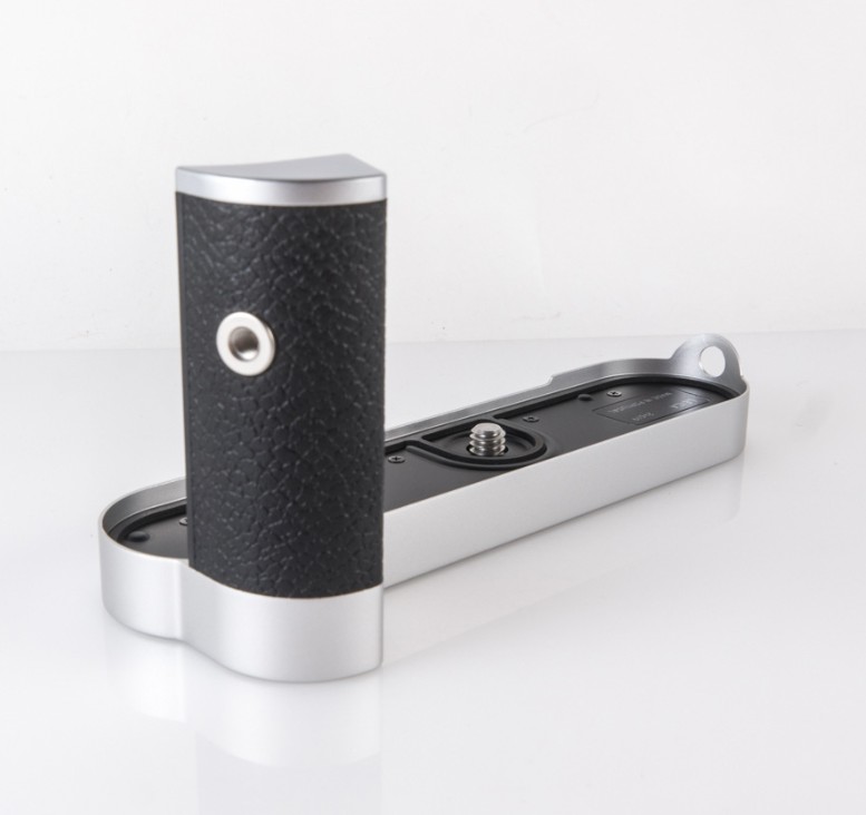 Leica Handgrip for M10 silver