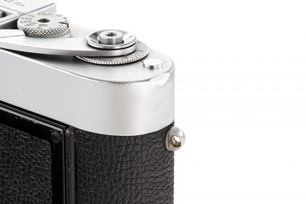 Leica M2 chrome with full CLA