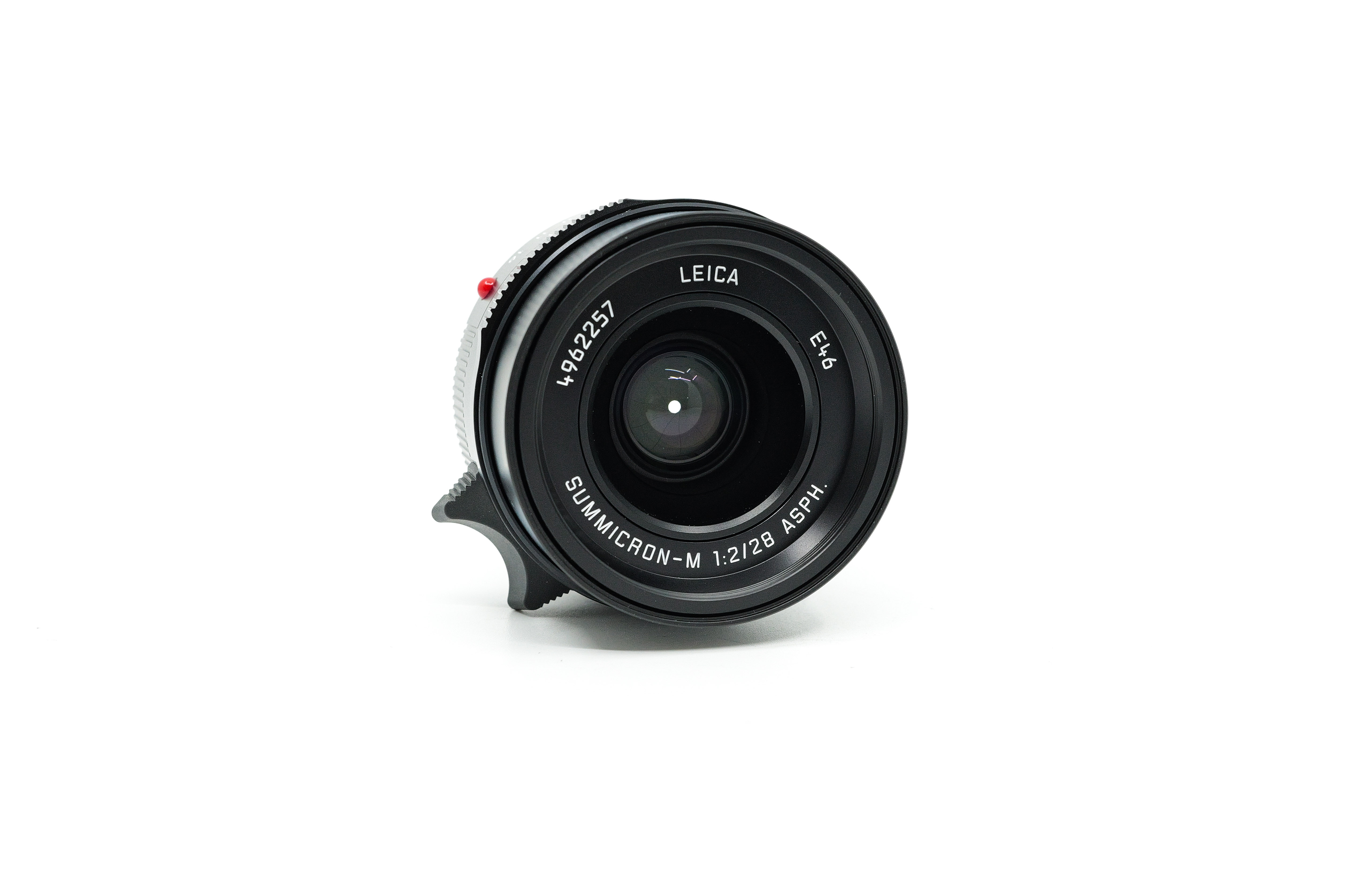 SUMMICRON-M 1:2/28 ASPH, black. "Demo Version"