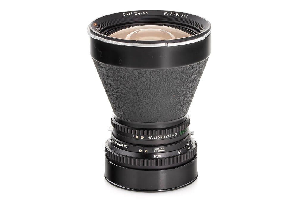 Carl Zeiss f. Hasselblad 40/4 T* Distagon
