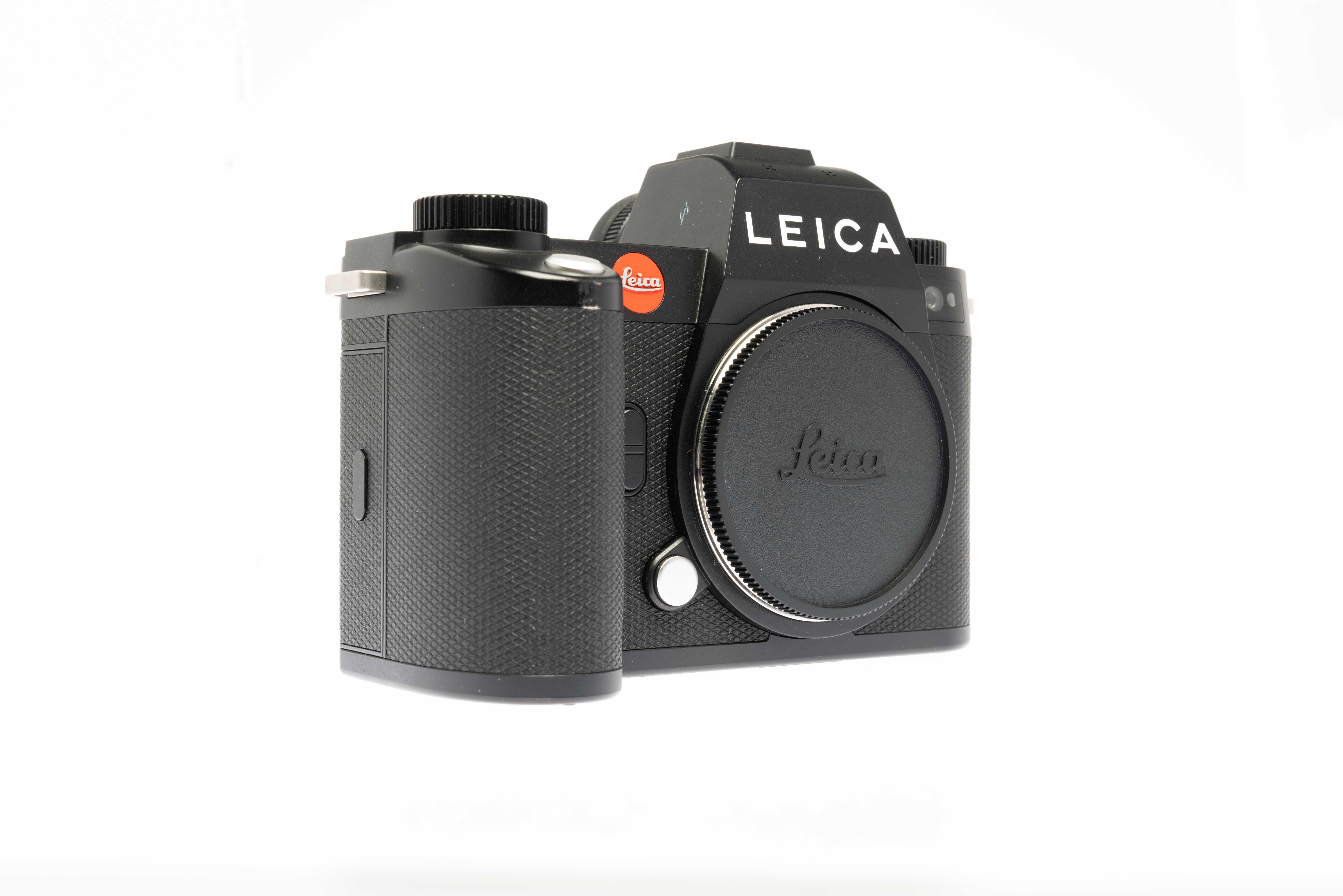 LEICA SL3 with original packaging  LEICA SL3 with original packaging