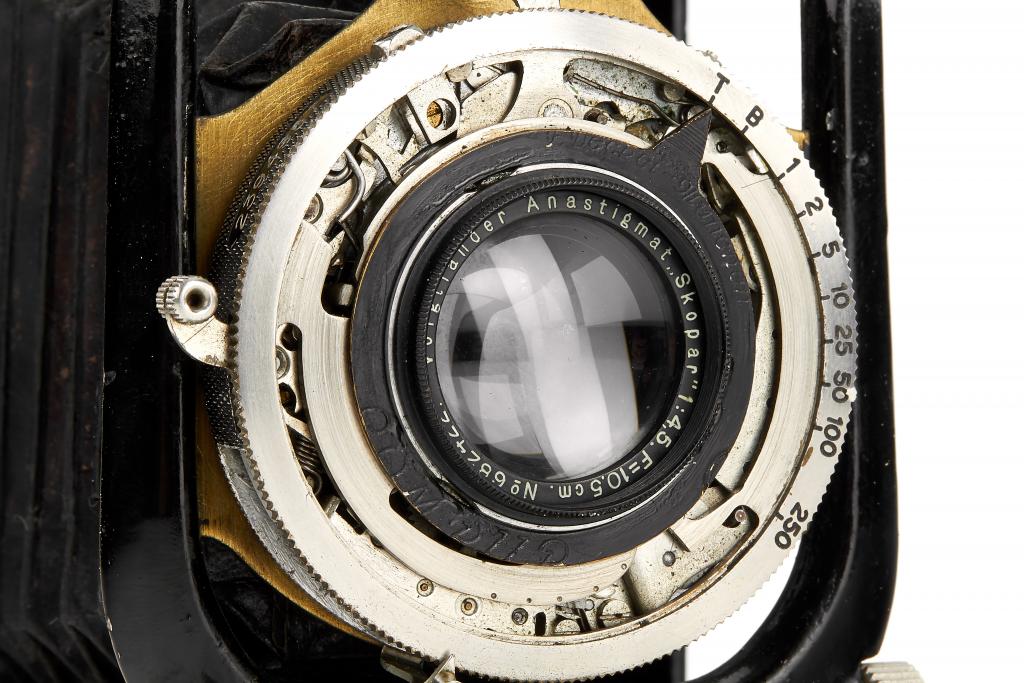 Voigtländer Avus Cut-Away Model Voigtländer Avus Cut-Away Model