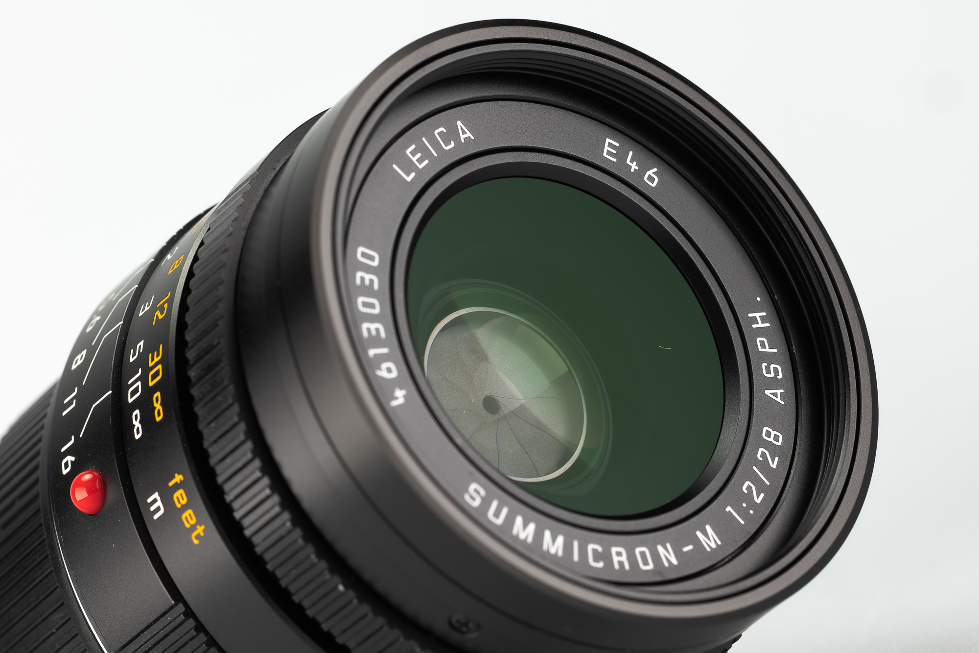Leica Summicron-M 28 f/2 ASPH. Black  Leica Summicron-M 28 f/2 ASPH. Black