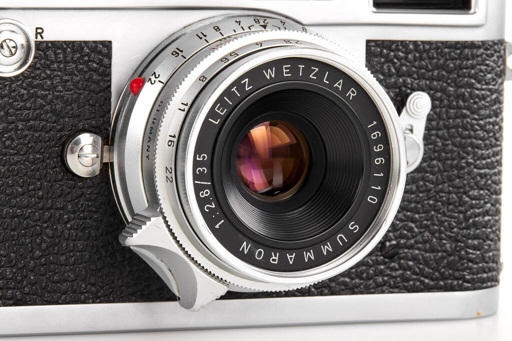 Leica M2 chrome button rewind outfit