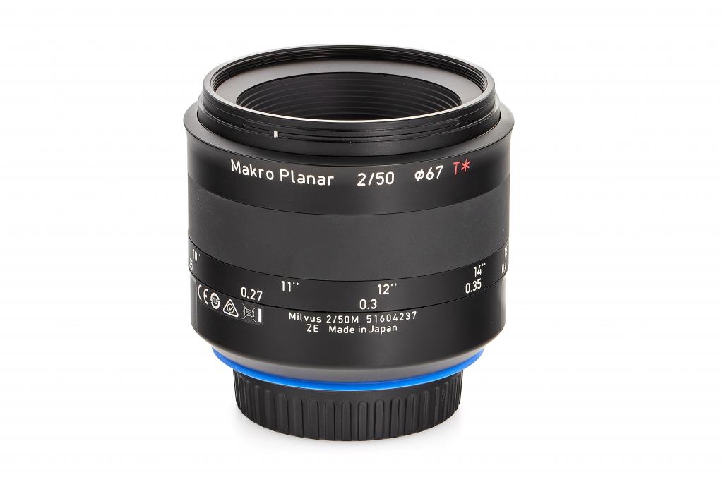 Zeiss Milvus 1:2.0/50mm Makro f. Canon (inkl. Sonnenblende) Zeiss Milvus 1:2.0/50mm Makro f. Canon (inkl. Sonnenblende)