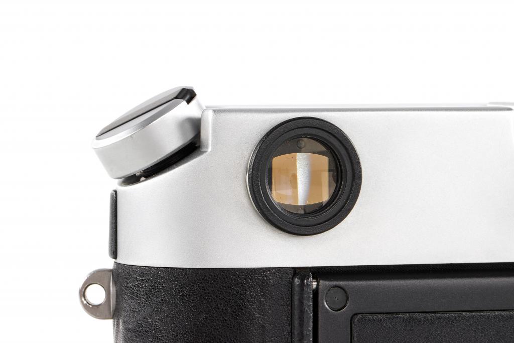 Leica M6 "Traveller" Edition outfit