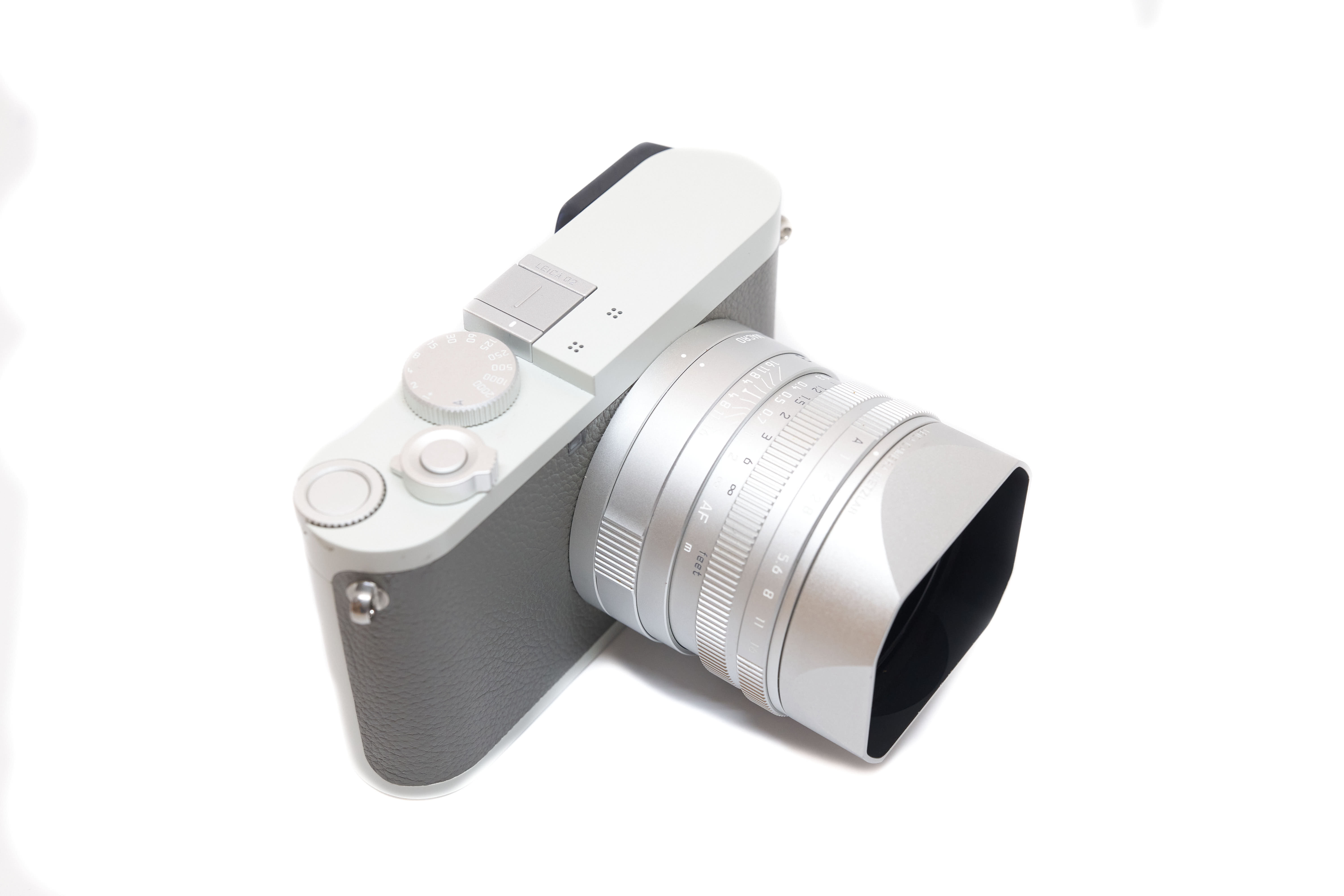 Leica Q2 Ghost Edition 19054