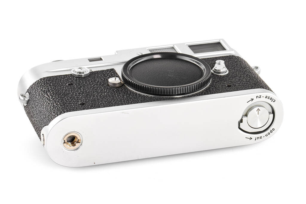 Leica M2 chrome button rewind outfit