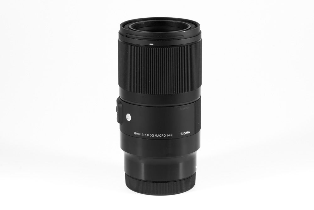 SIGMA 70 mm f2.8 DG Macro. SIGMA 70 mm f2.8 DG Macro.