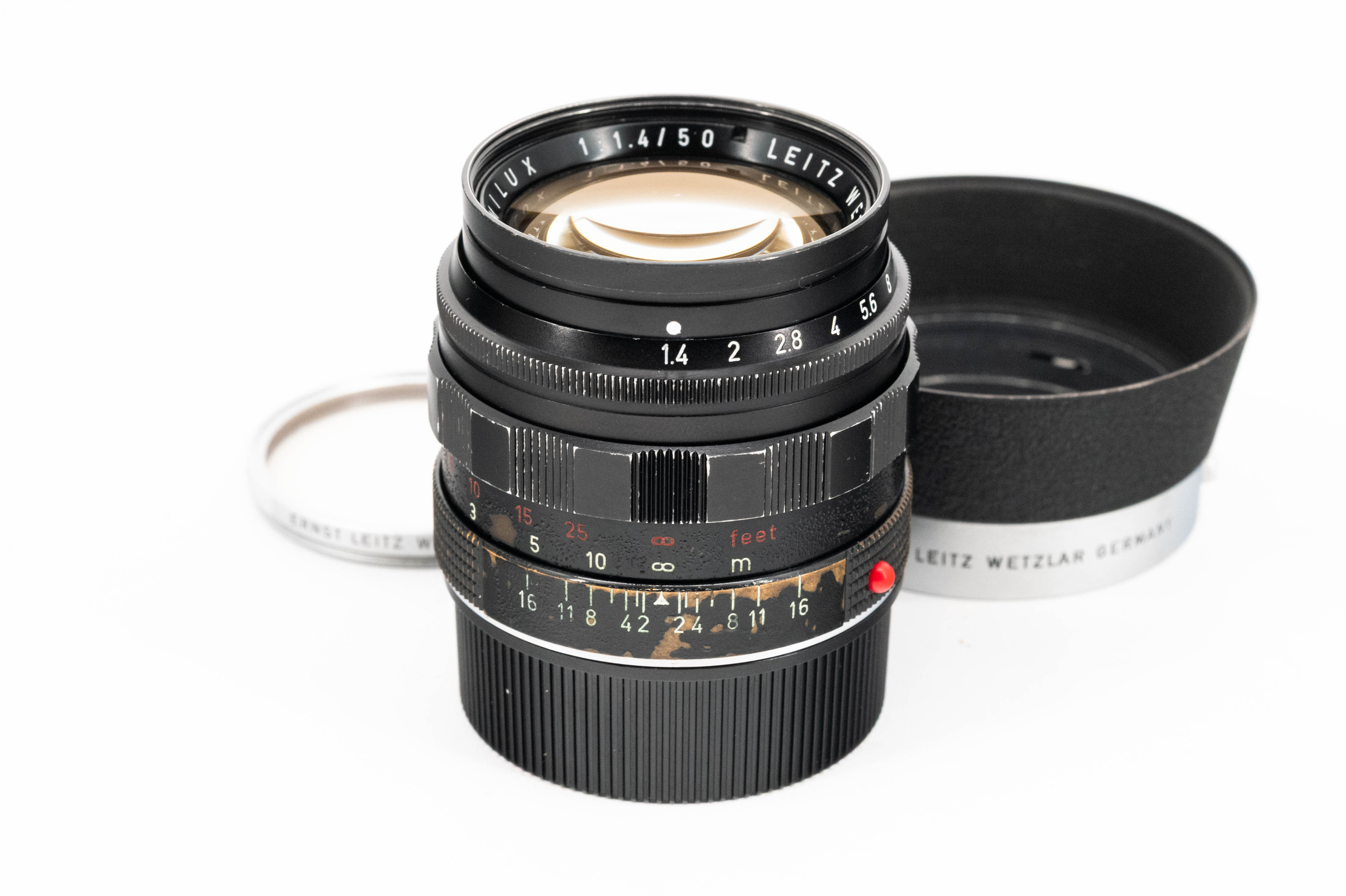 Leica Summilux-M 50mm f/1.4 Black Paint