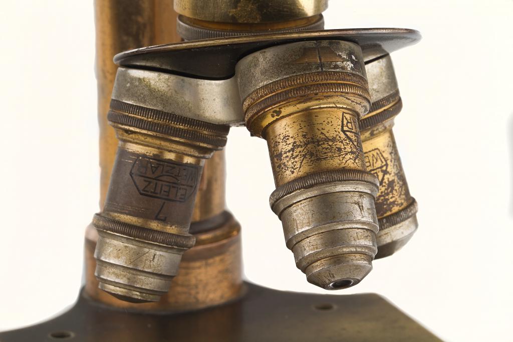 Leica Leitz Brass Microscope Leica Leitz Brass Microscope