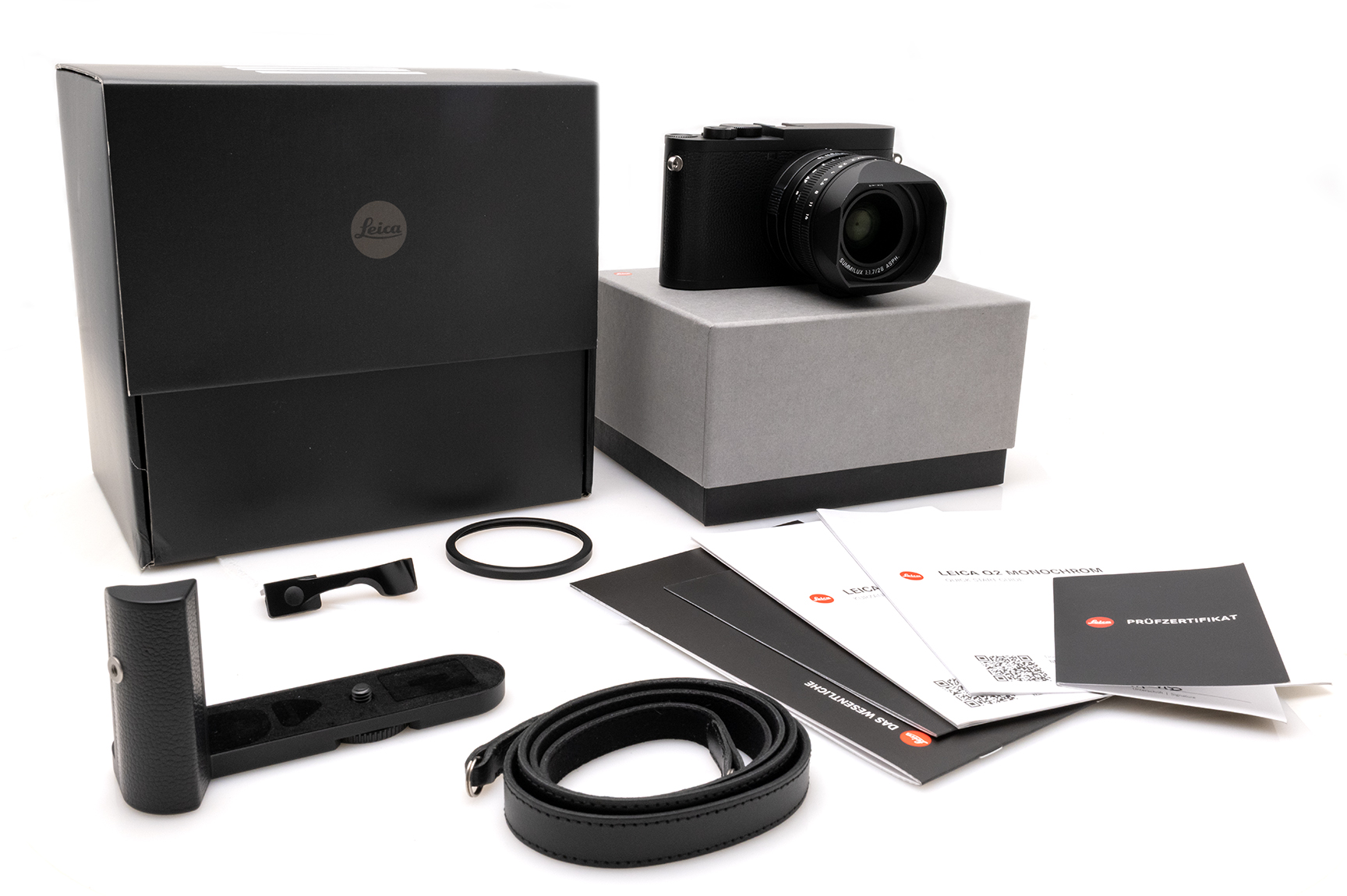 Leica Q2 Monochrom, black, Vers. EU/US/JP - 19055