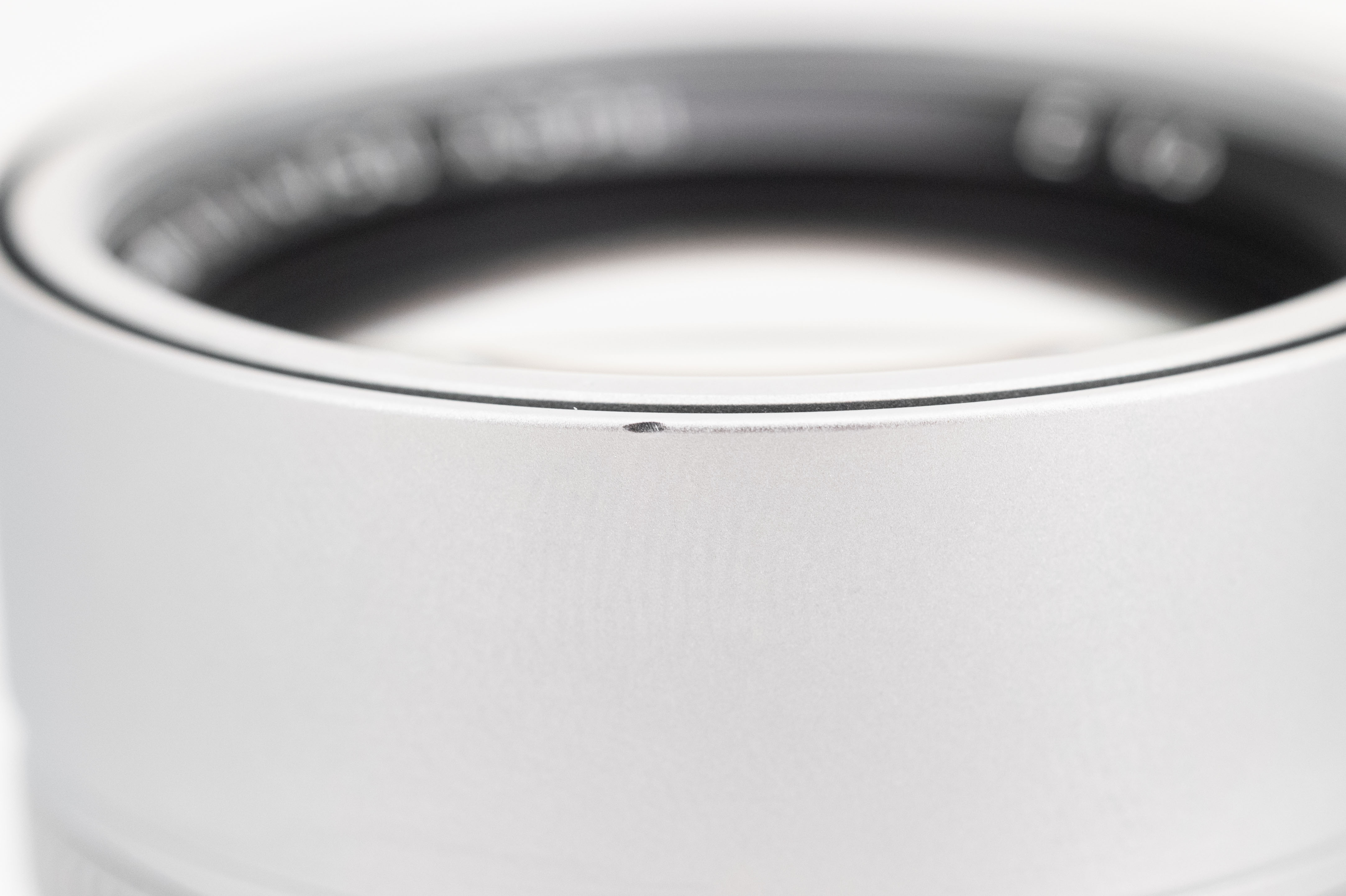 Leica Summilux-M 50mm f/1.4 ASPH Silver Chrome 11892