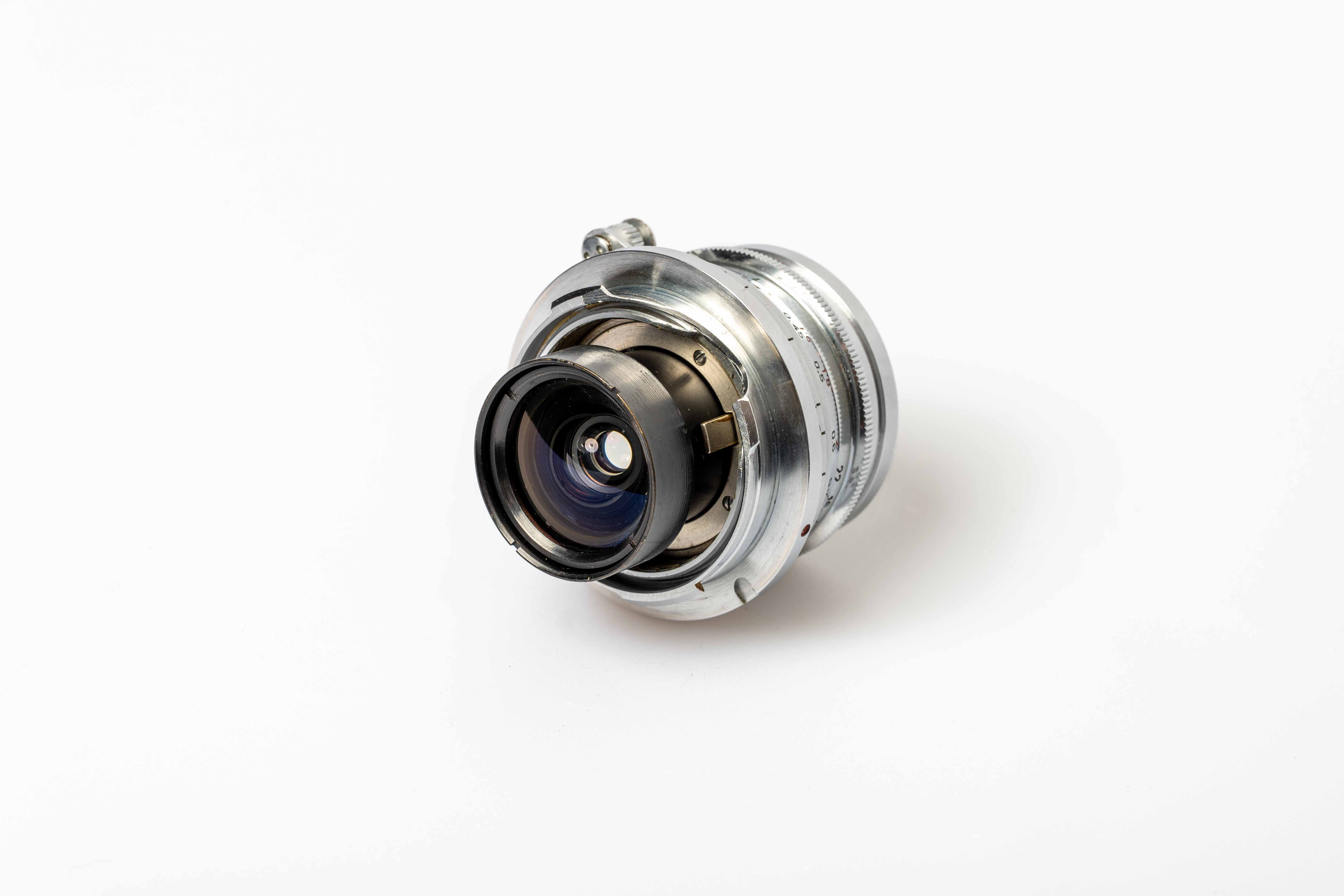 Leica Super-Angulon-M 4/21