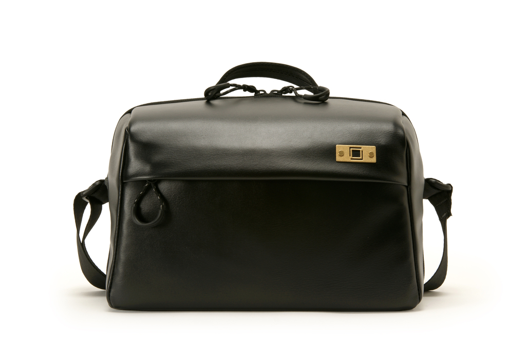 Artisan&Artist PVC leather/Nylon bag ACAM BS0003 BKGY