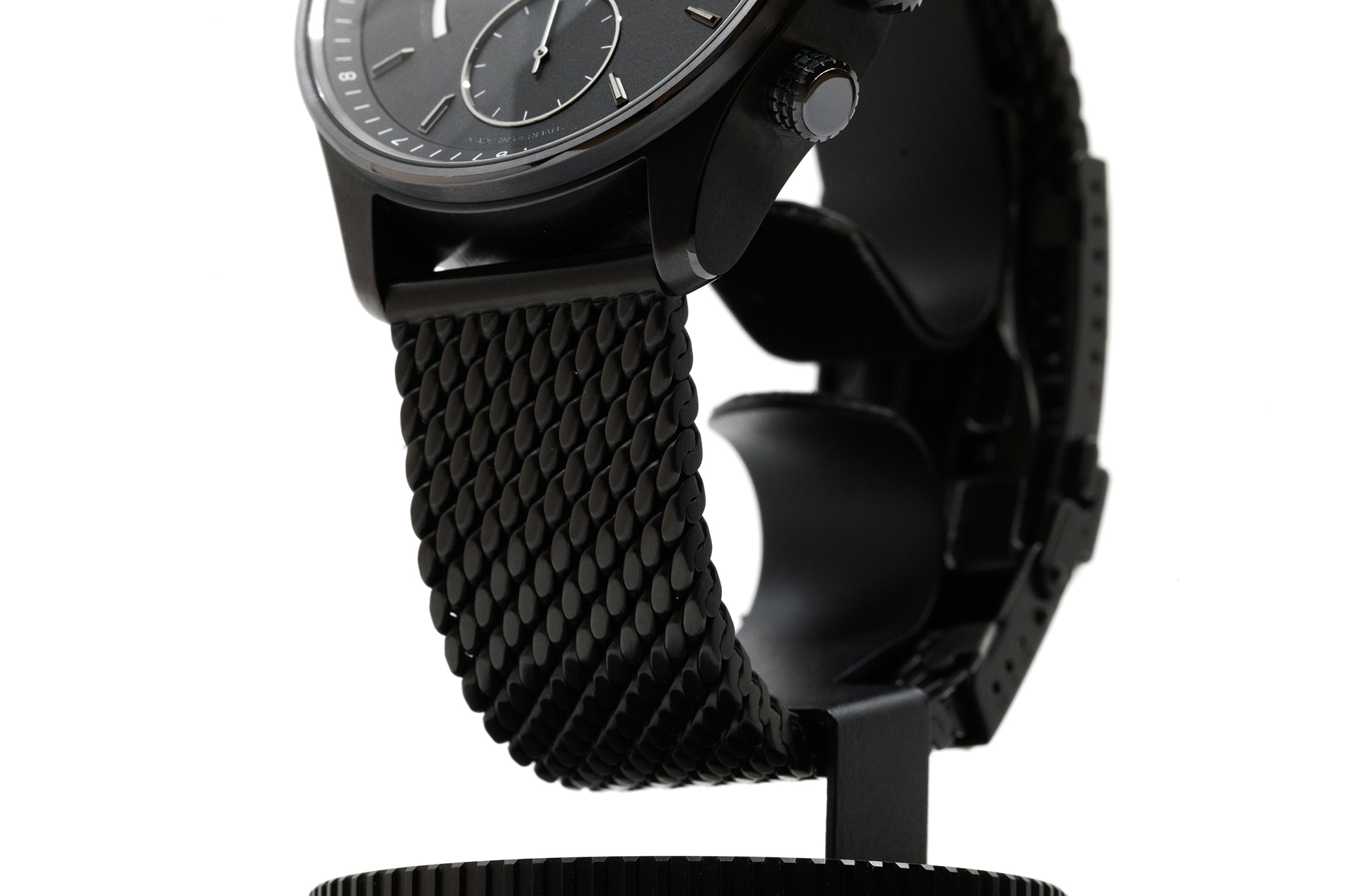 Leica ZM2 Monochrom / stainless steel Milanese strap (Ex-demo)