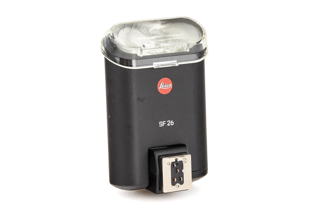 Leica Flash SF 26 black