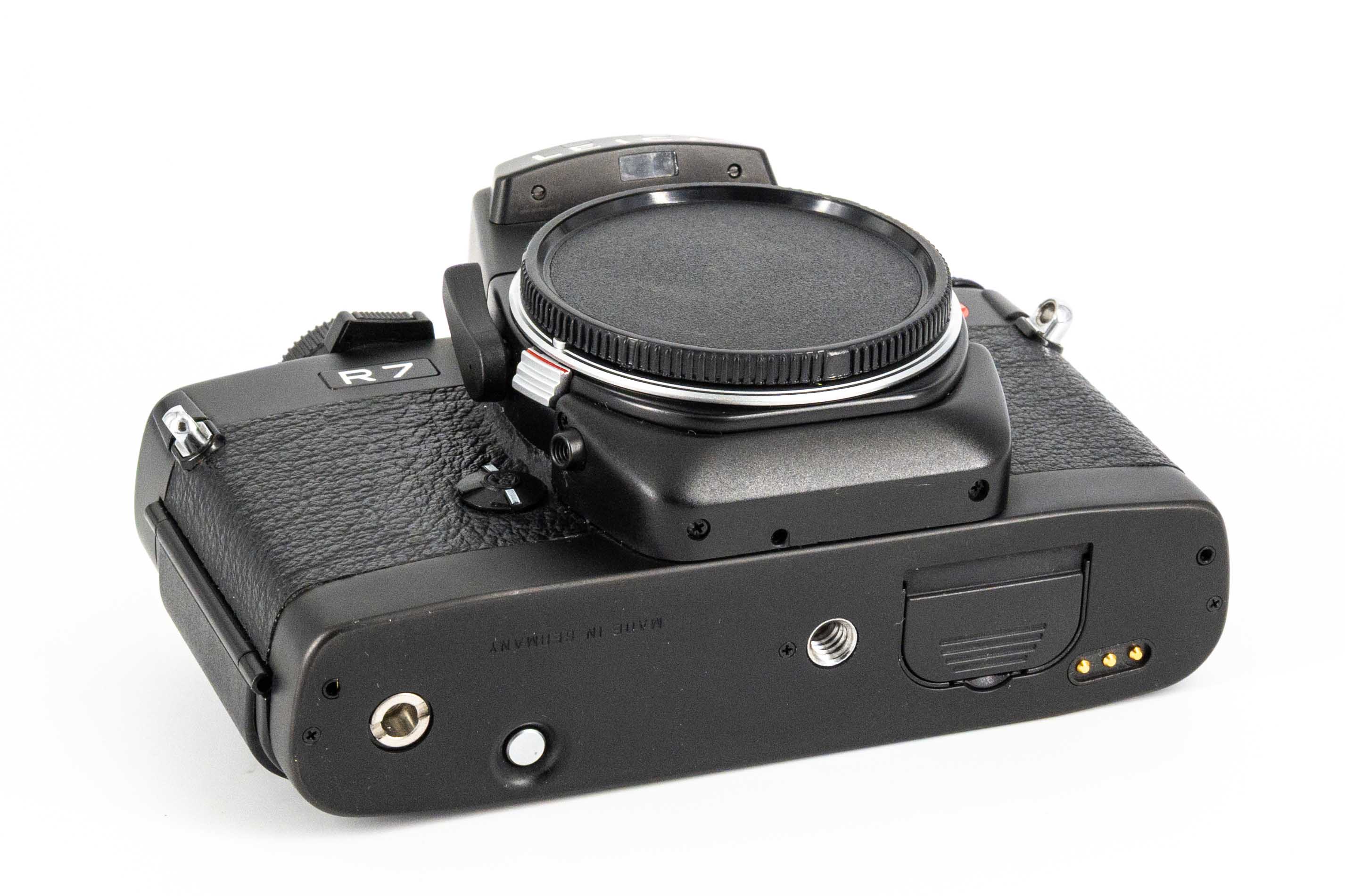 LEICA R7, black