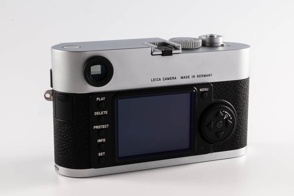 Leica M8　655ショット　シルバークローム Leica M8 655ショット シルバークローム - メルカリ