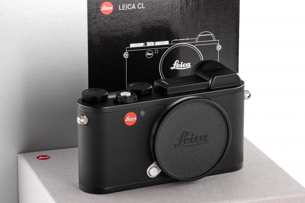 Leica 19301 CL black - like new with full guarantee