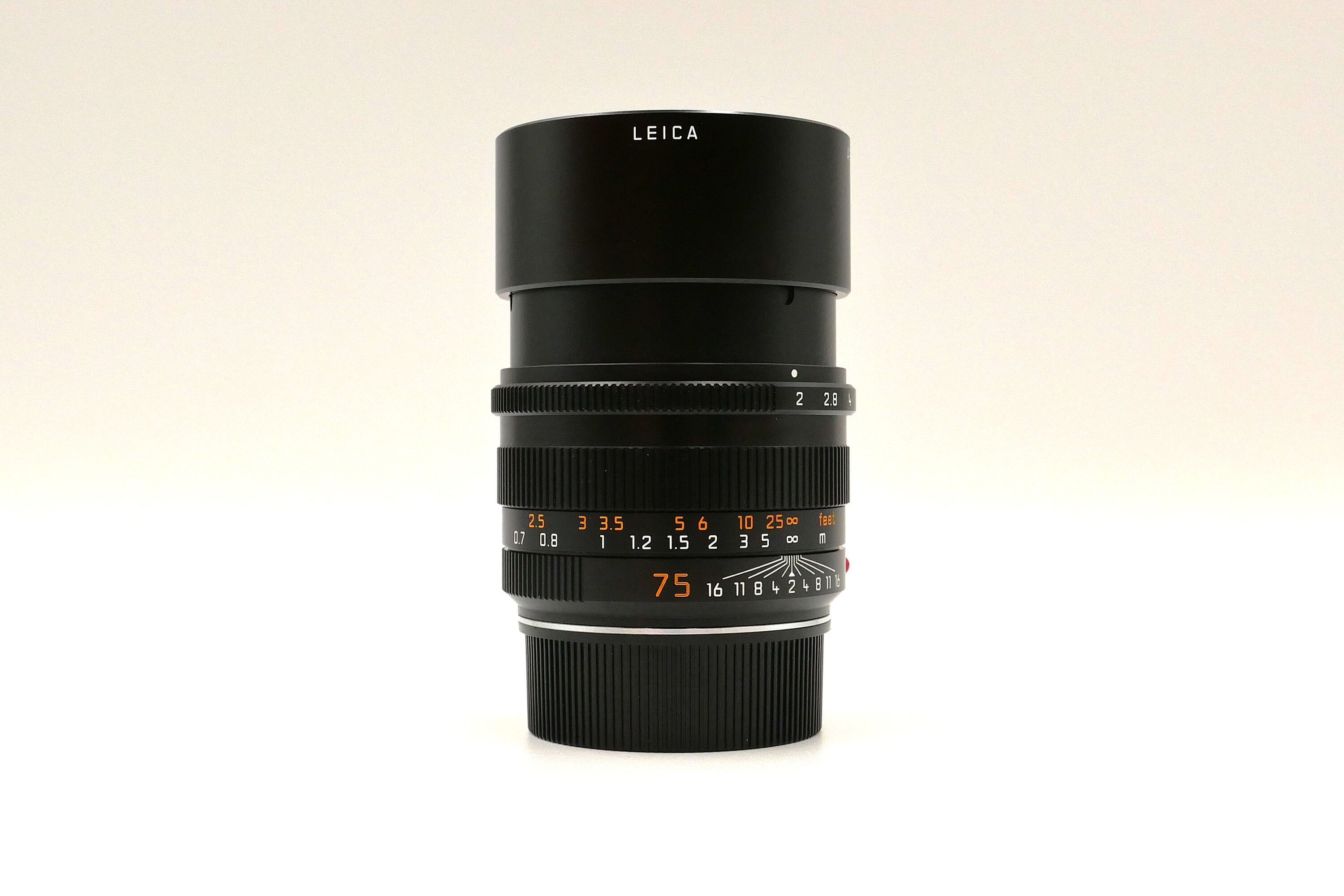 Leica APO-Summicron-M f2 75mm ASPH